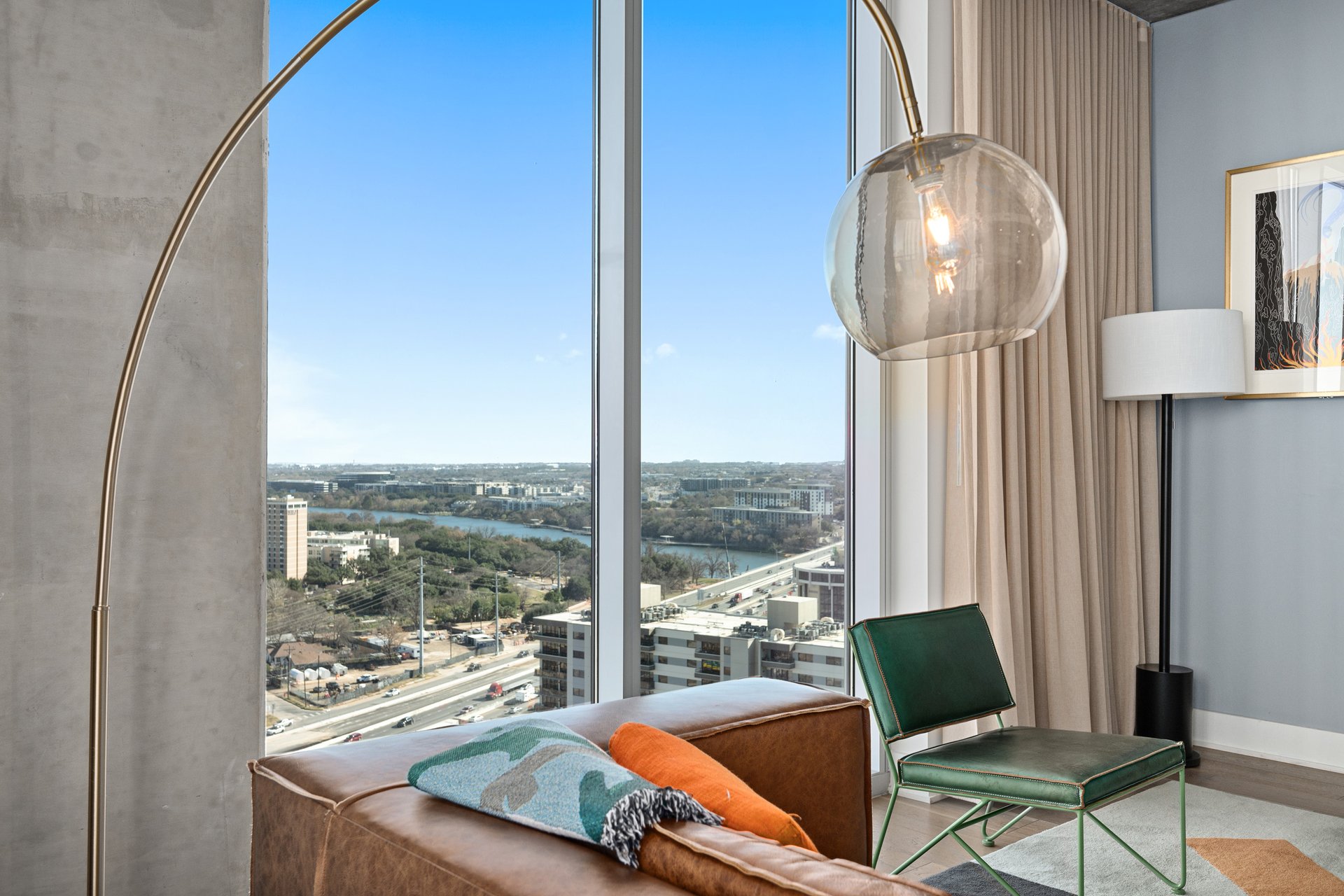 48 East Avenue #2204