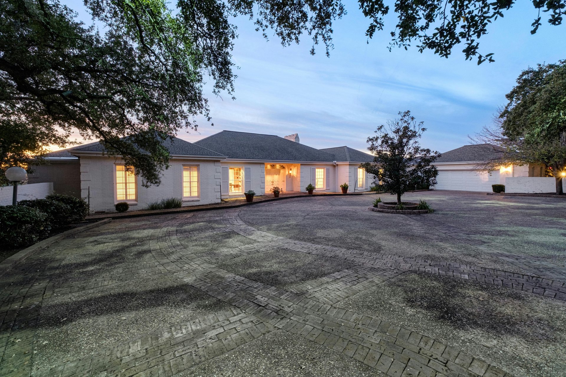 3421 Monte Vista Drive + Mt. Bonnell Road Lot 