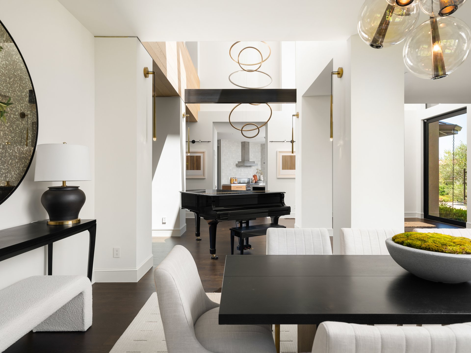 Architectural Modernism, Bay Views, and Exceptional Outdoor Living