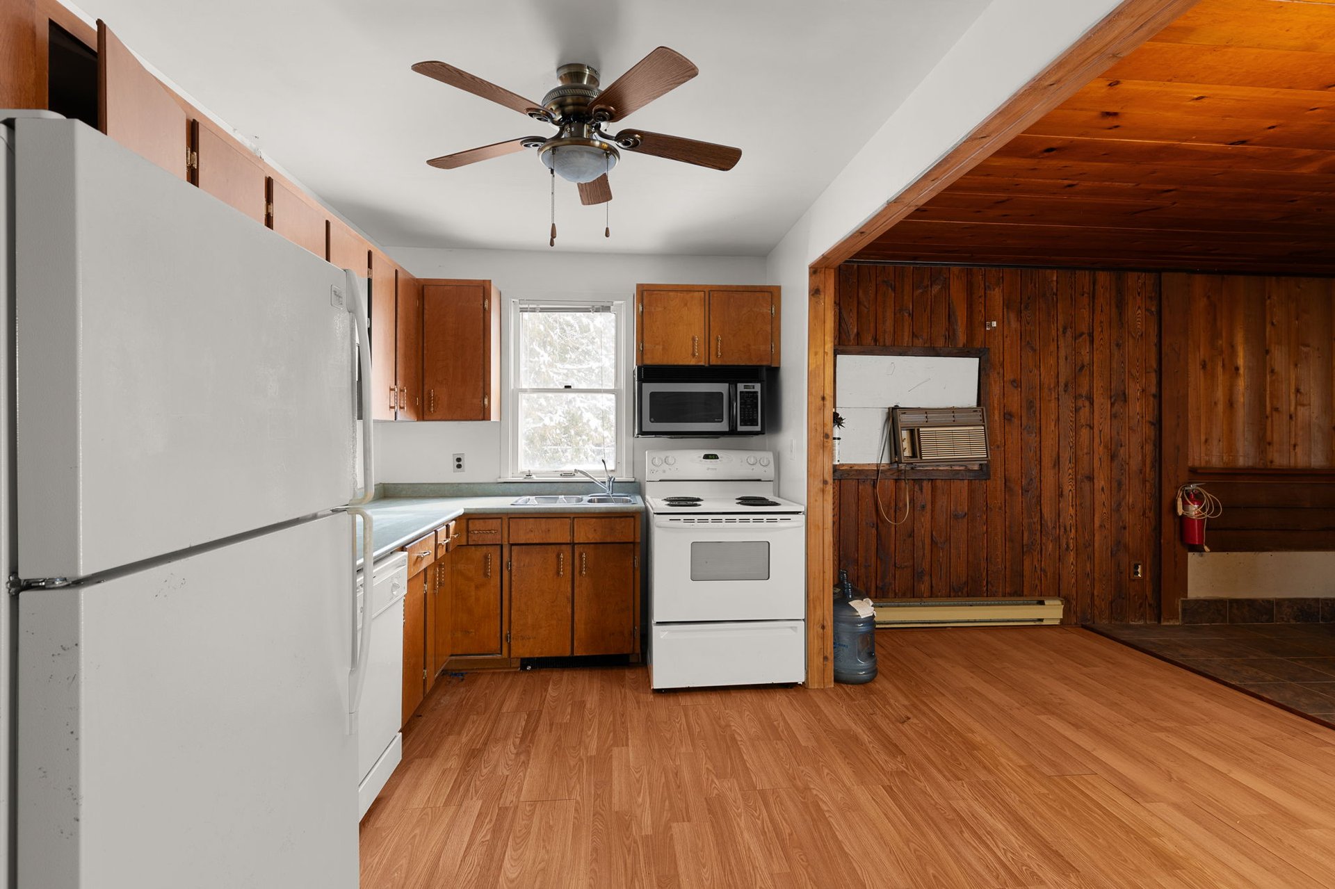 8511 Small Lane, Loretto