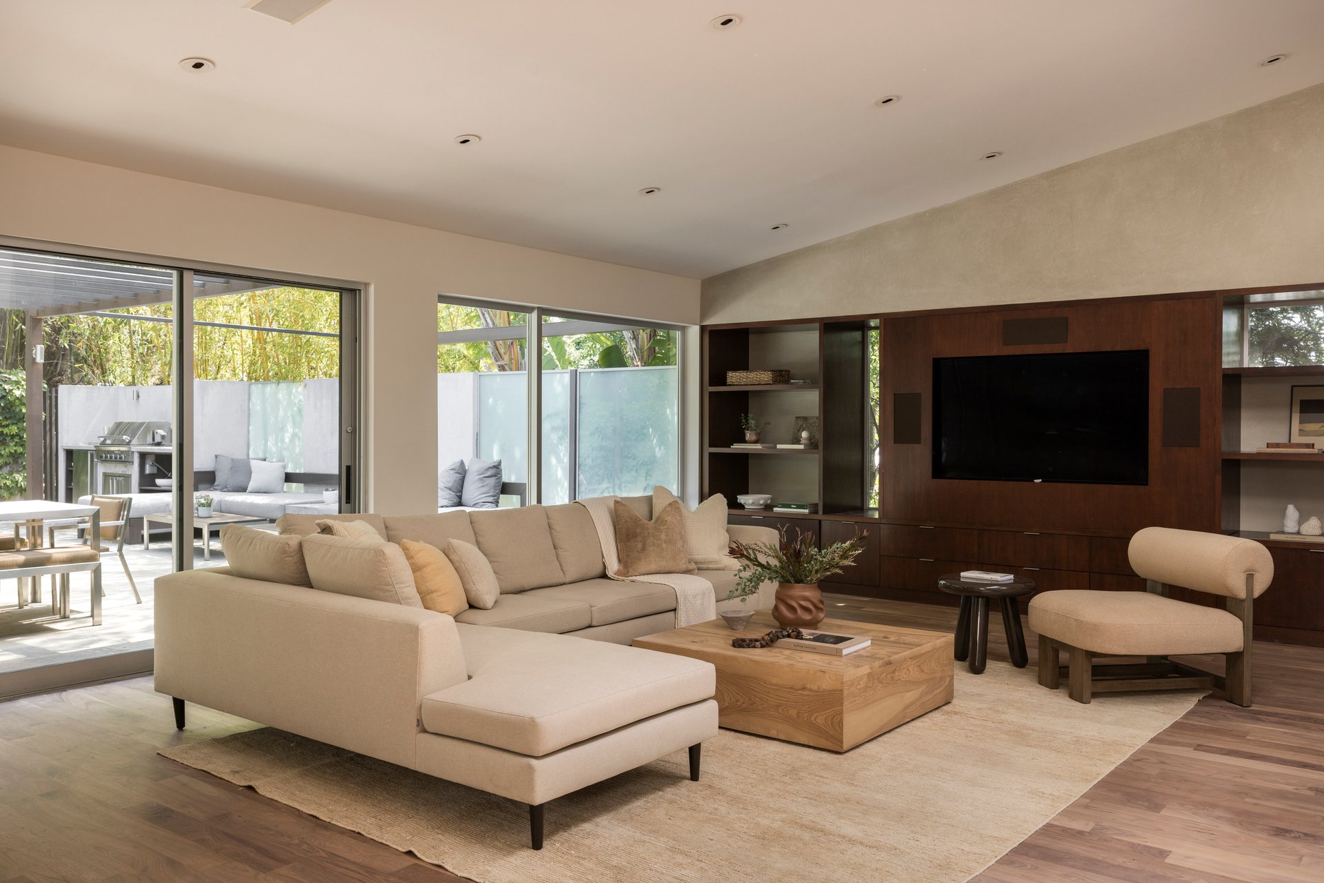 5524 Green Oak Dr, Los Feliz