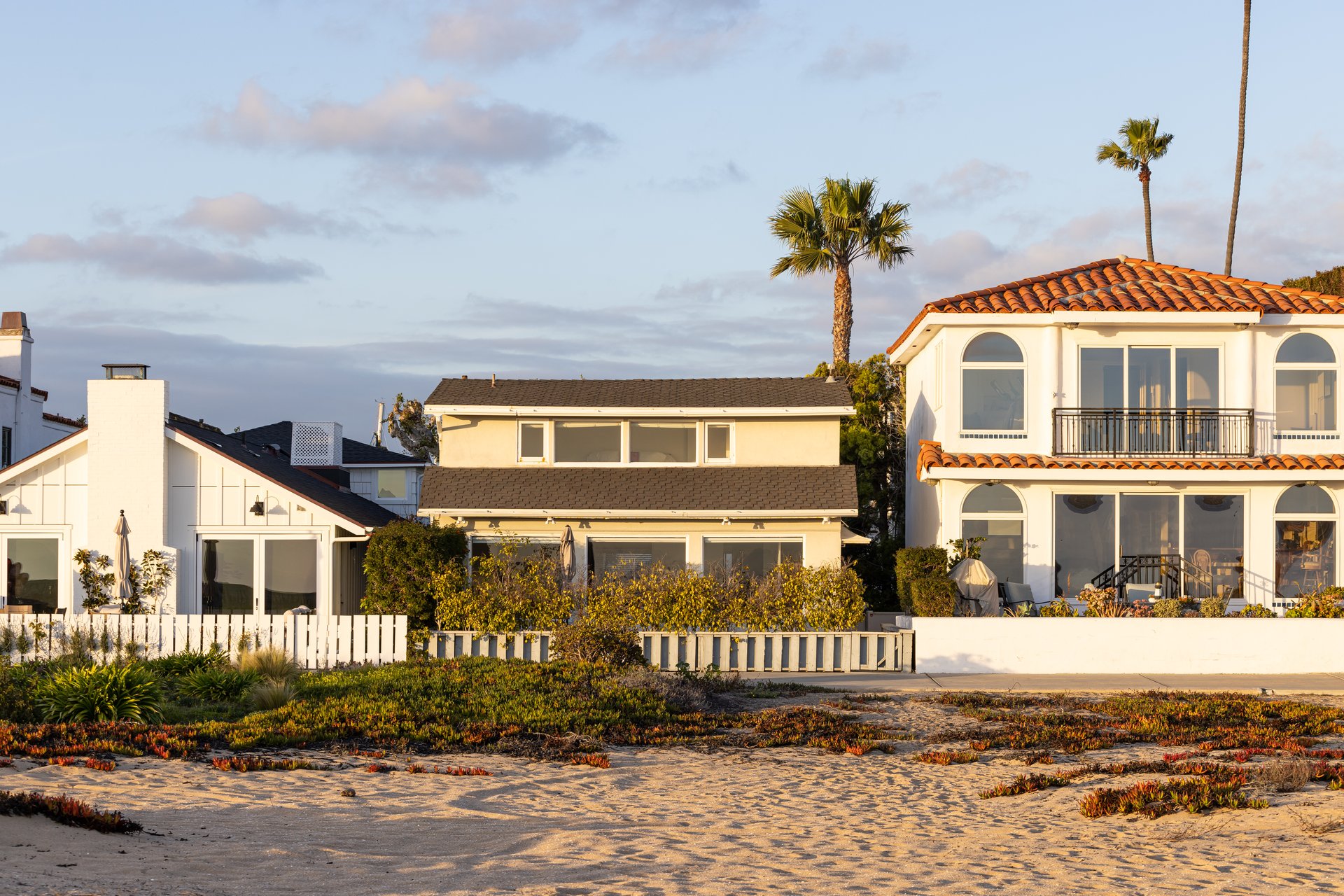 1309 E Balboa Boulevard