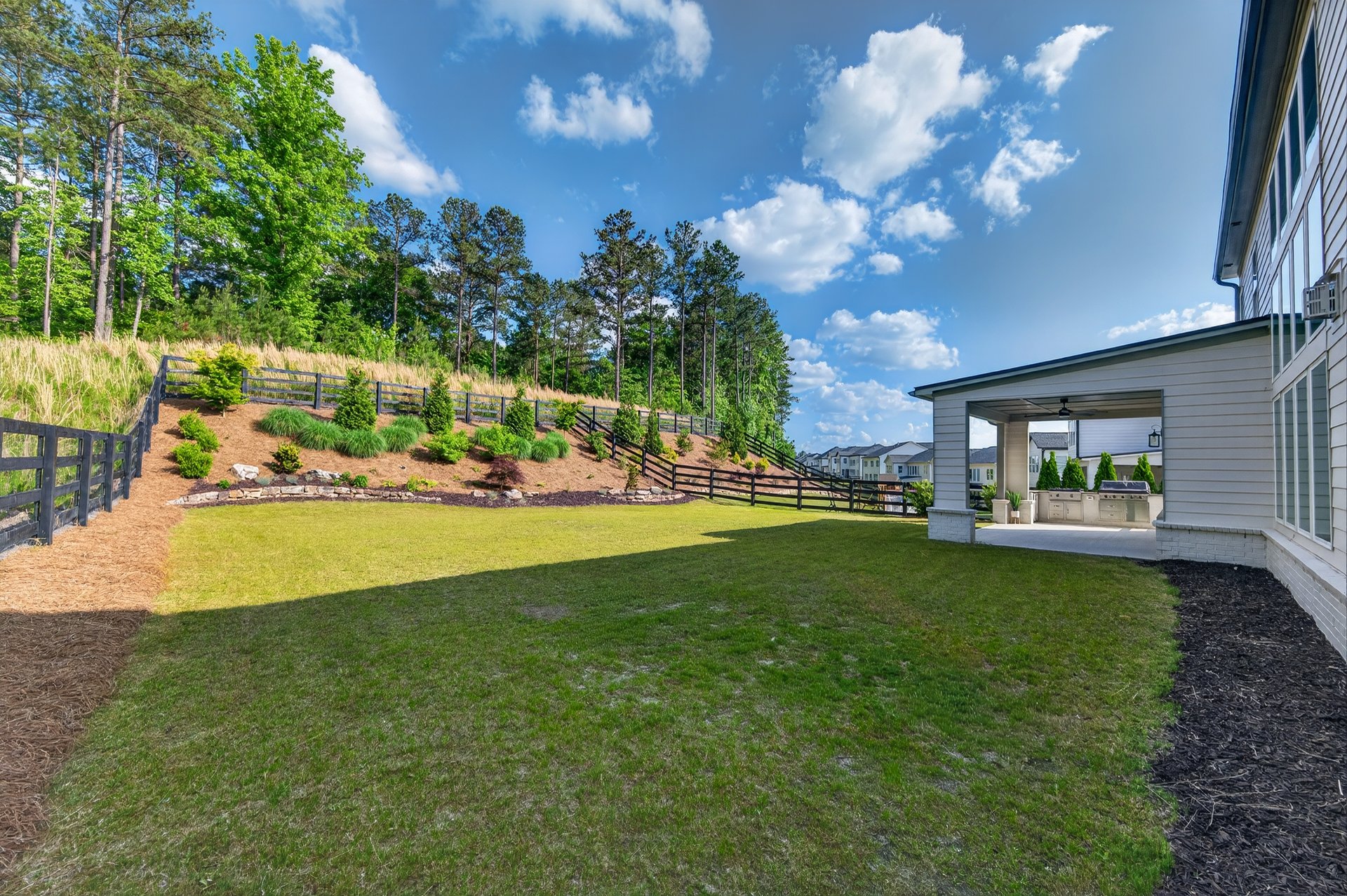 1011 Ridgeview Road