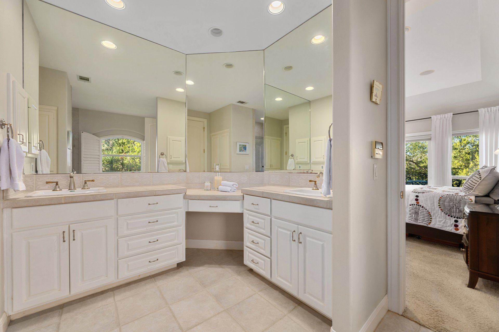 3322 Far View Drive