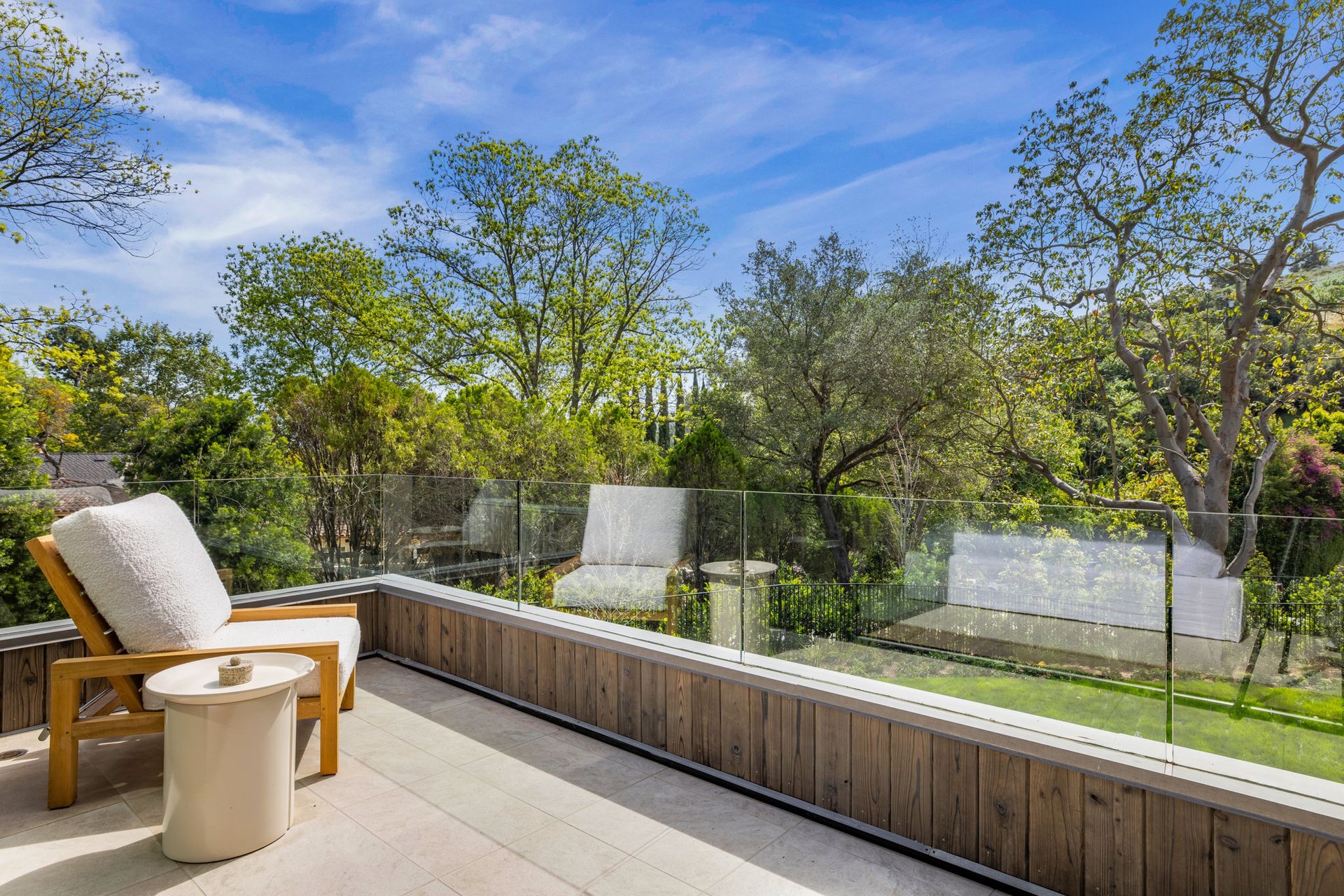The Viewcrest Lodge in Studio City 