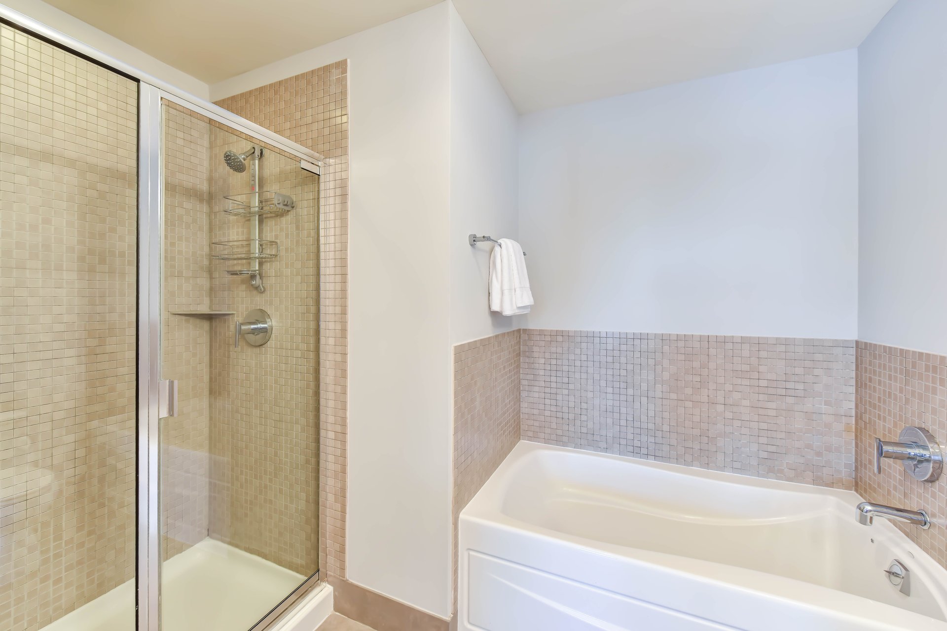 2125 14th St NW, #325W