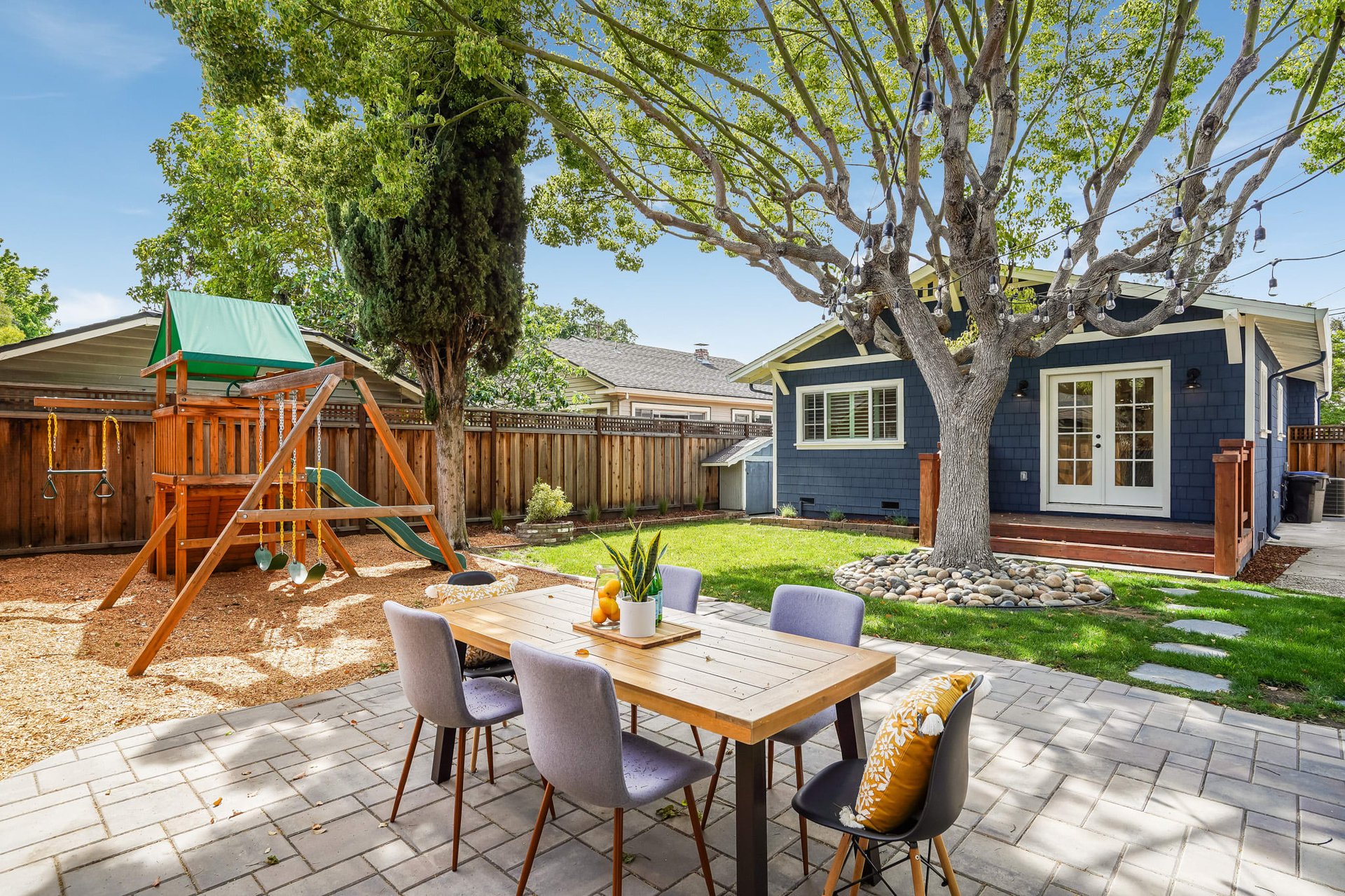 1188 Singletary Ave