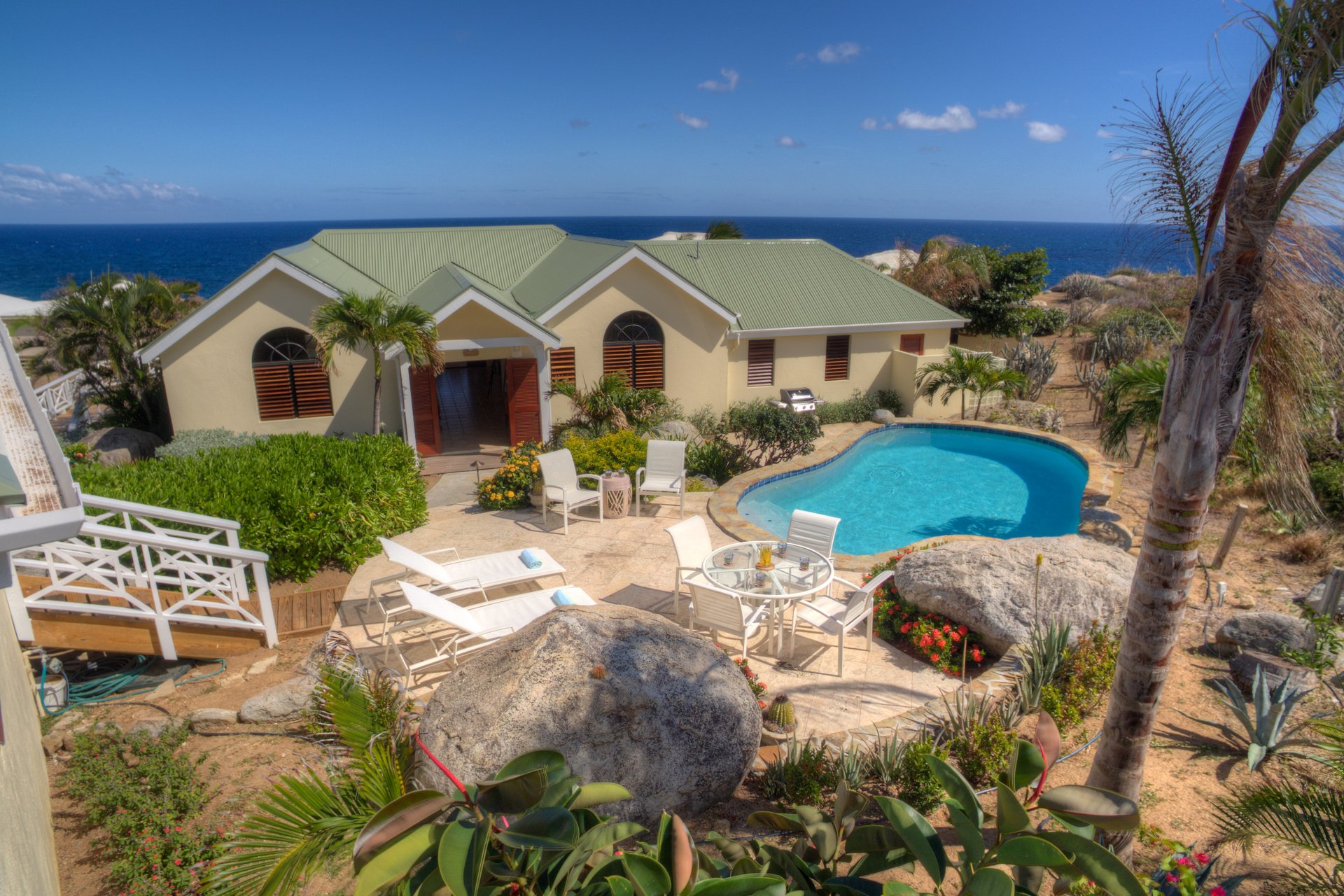 La Cachette Villa and Guest House