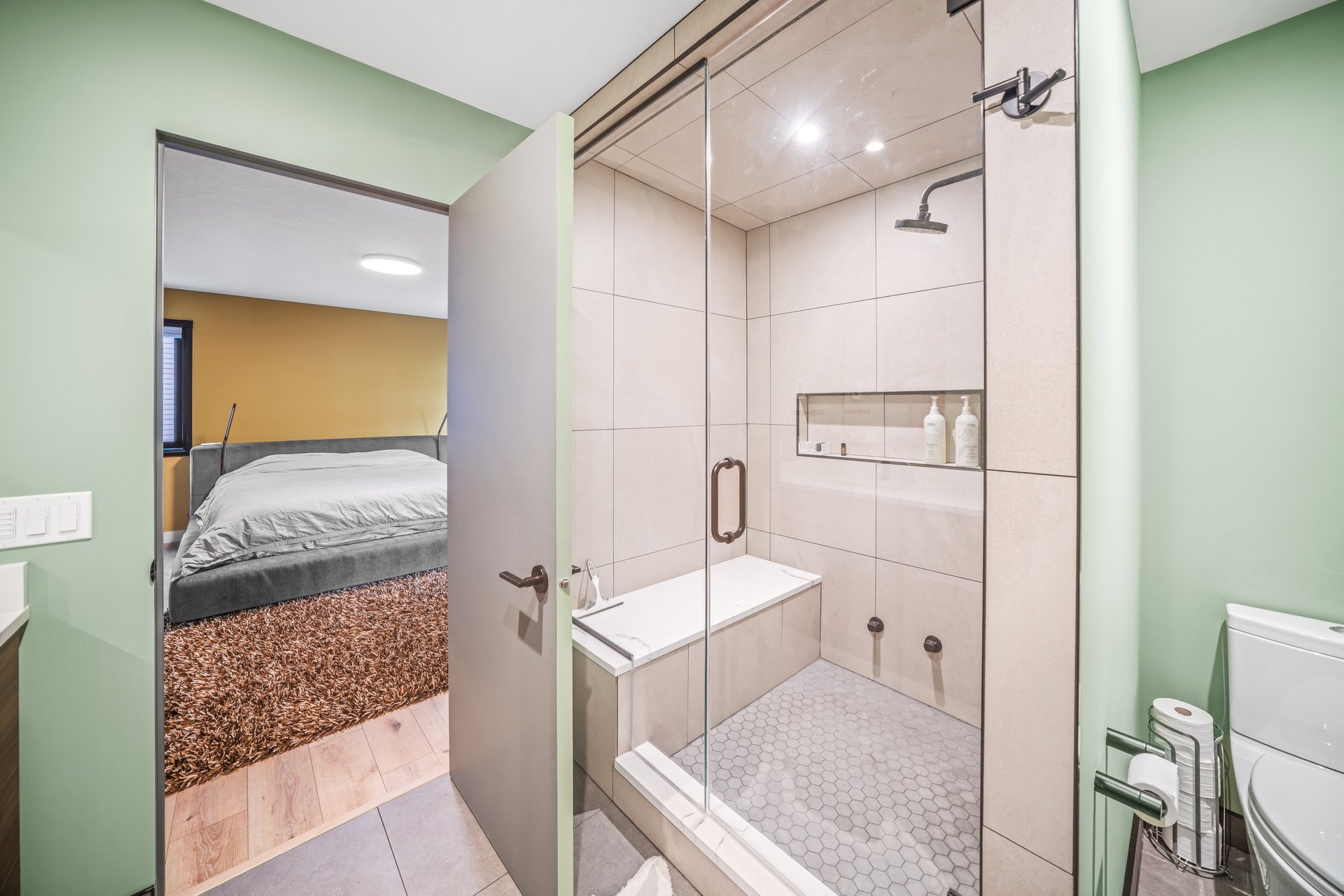 108 Lougheed Circle