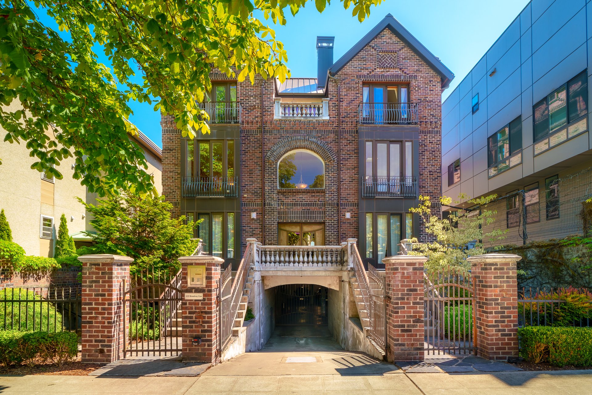 Harvard-Belmont Living on Capitol Hill 