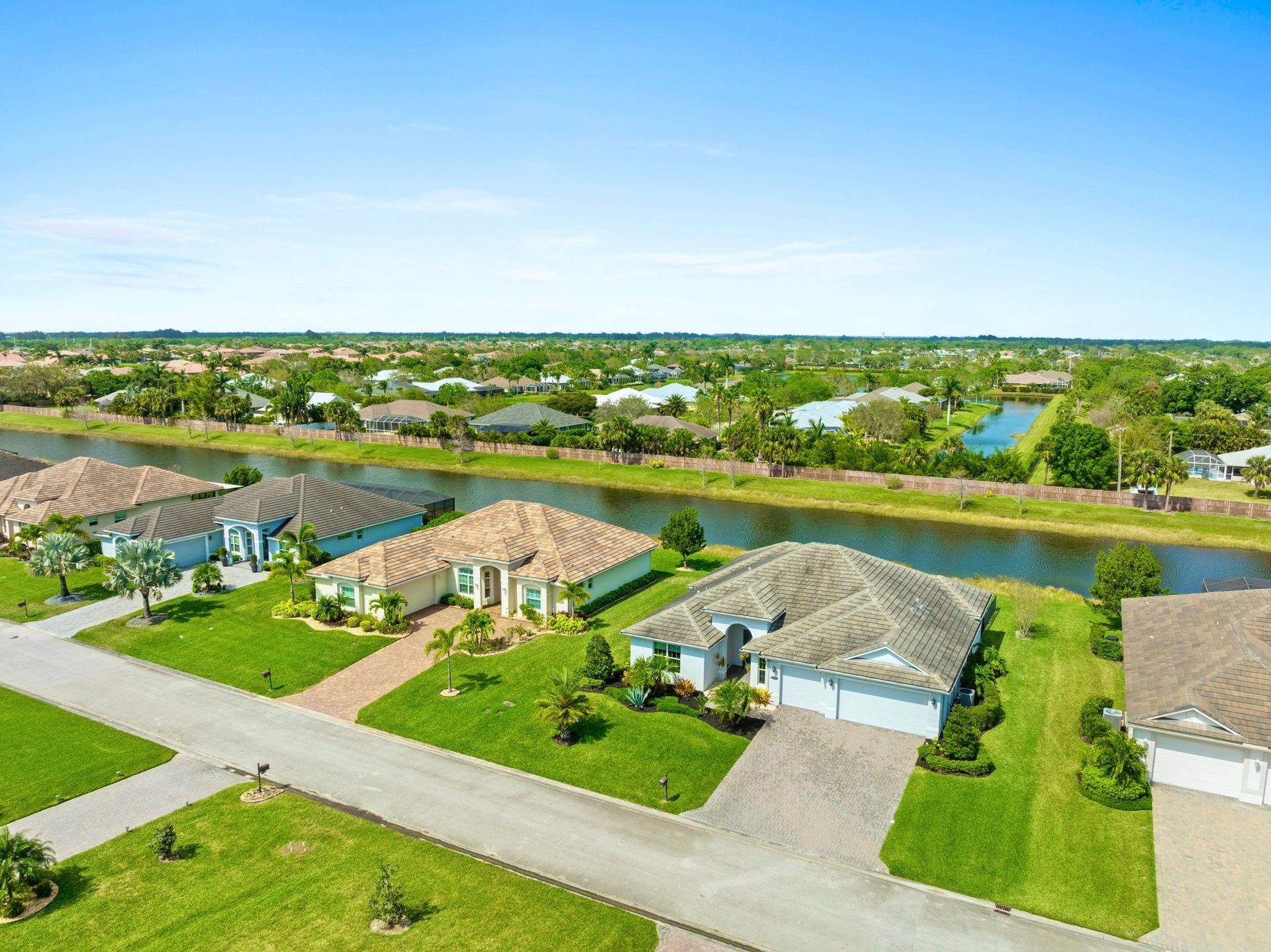 4777 Four Lakes Circle SW