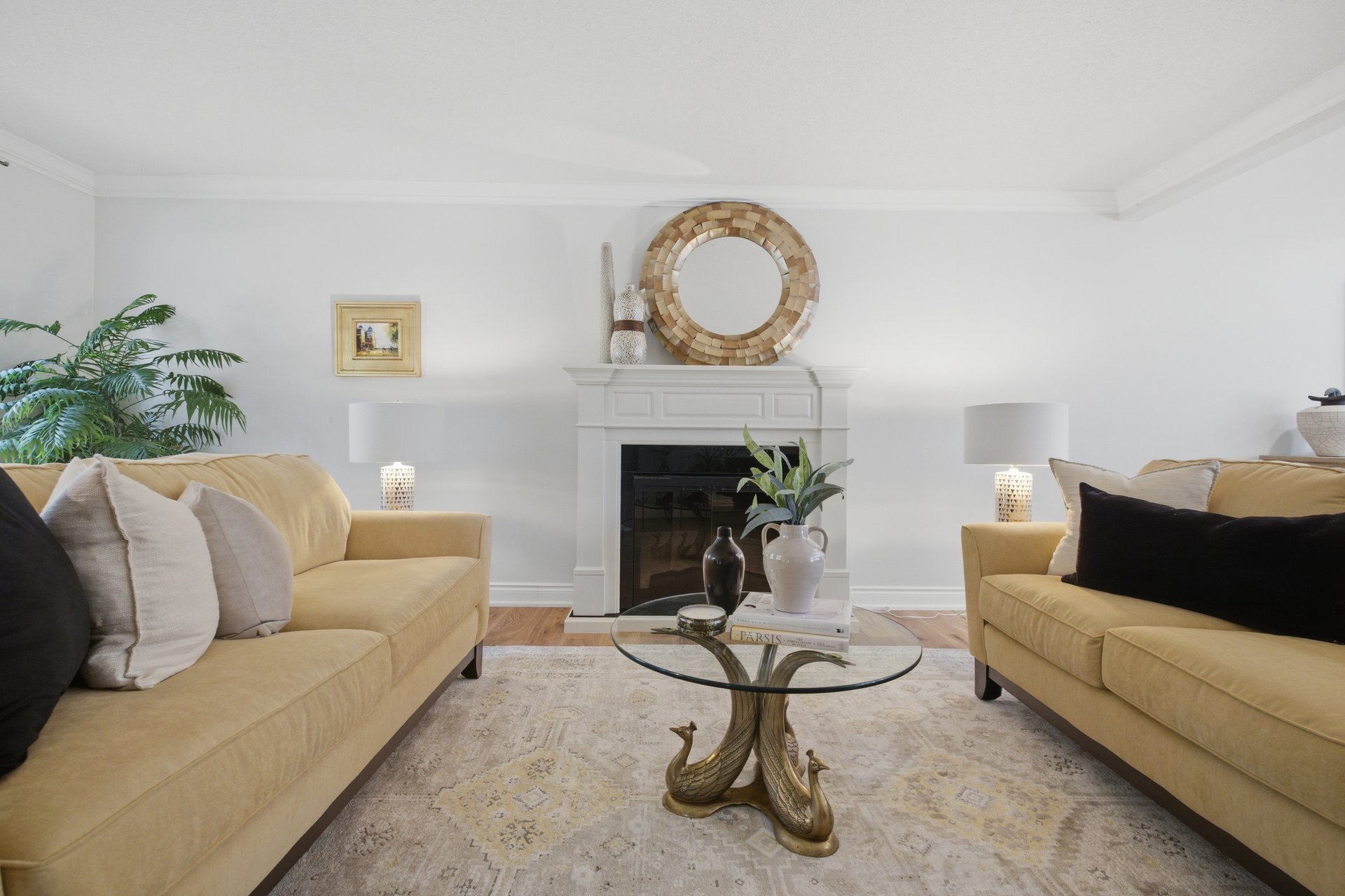 Rare Court Location on Oakville Golf Course