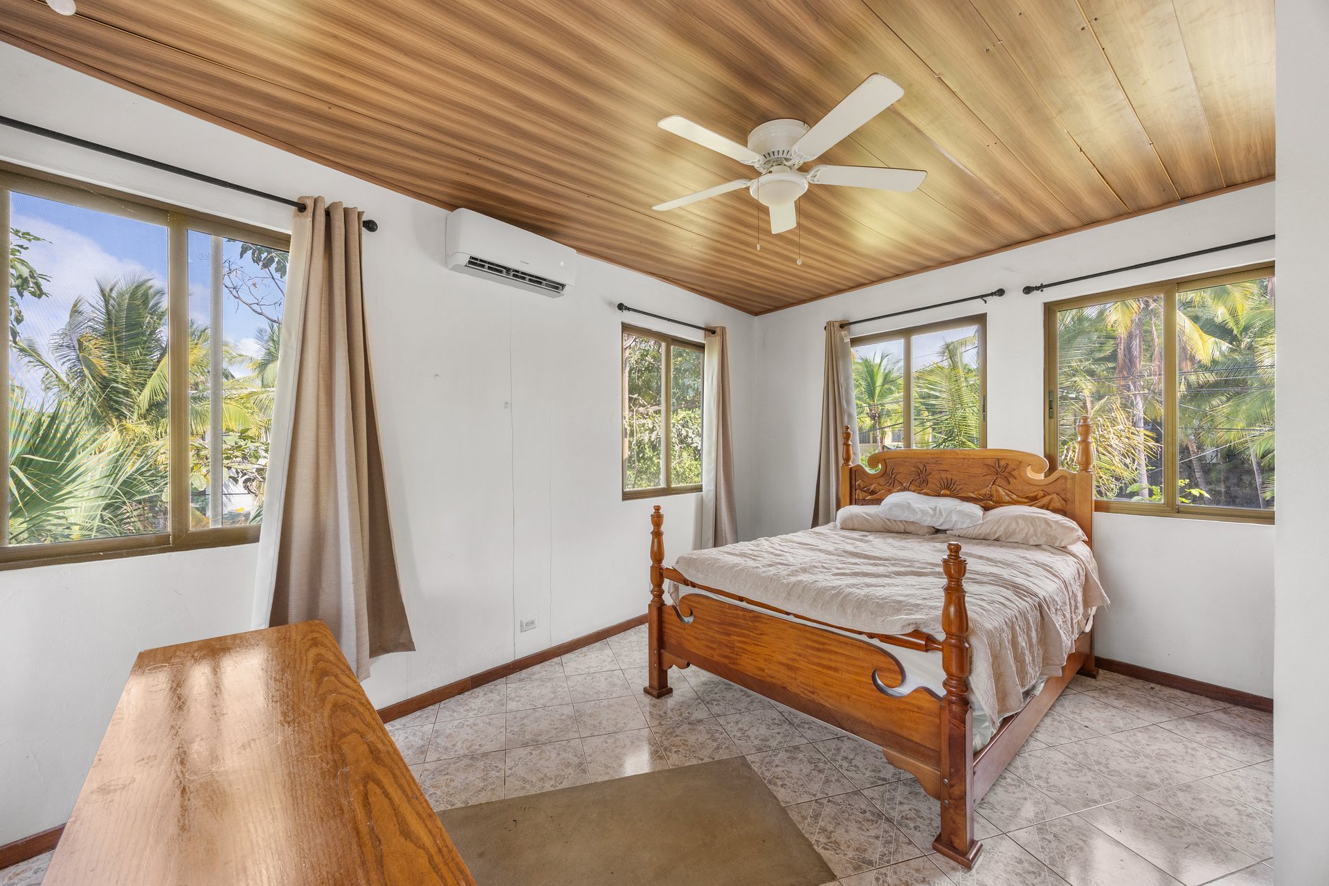 Vista Marina Beach House | Oceanfront Beach House in Playa Potrero