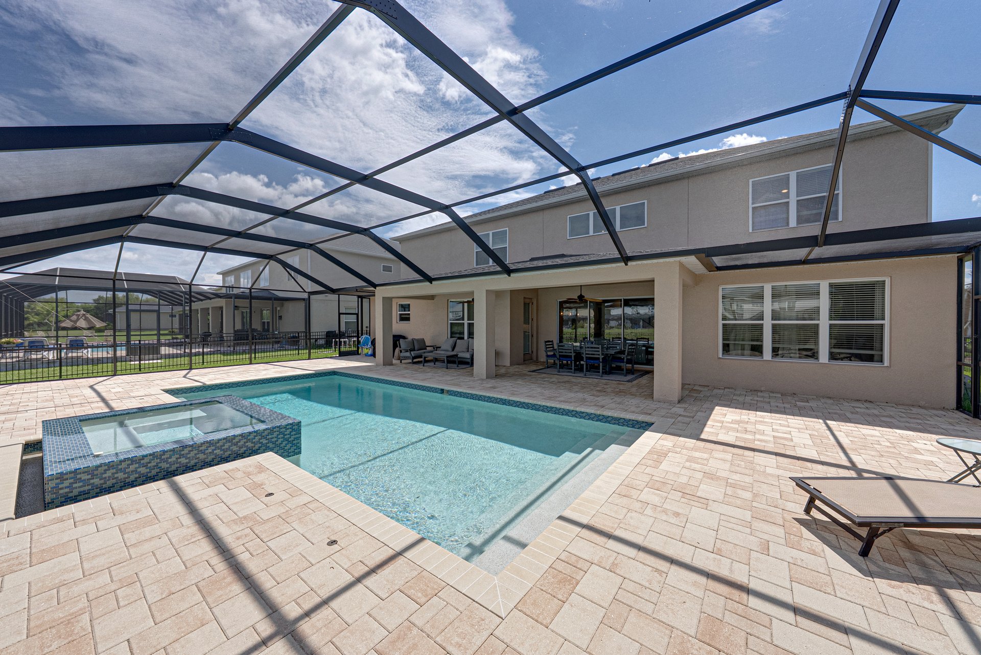6978 BRADBURY CIR