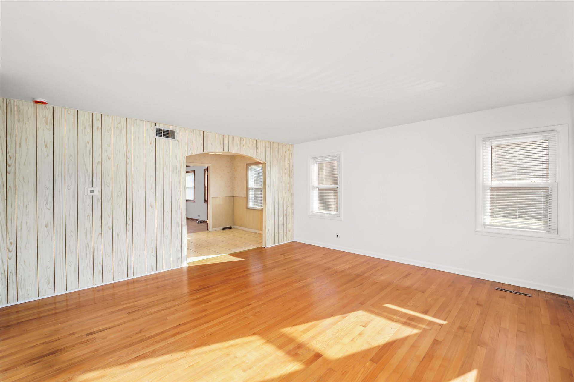 469 N. Wolf Rd., Northlake, IL 60164