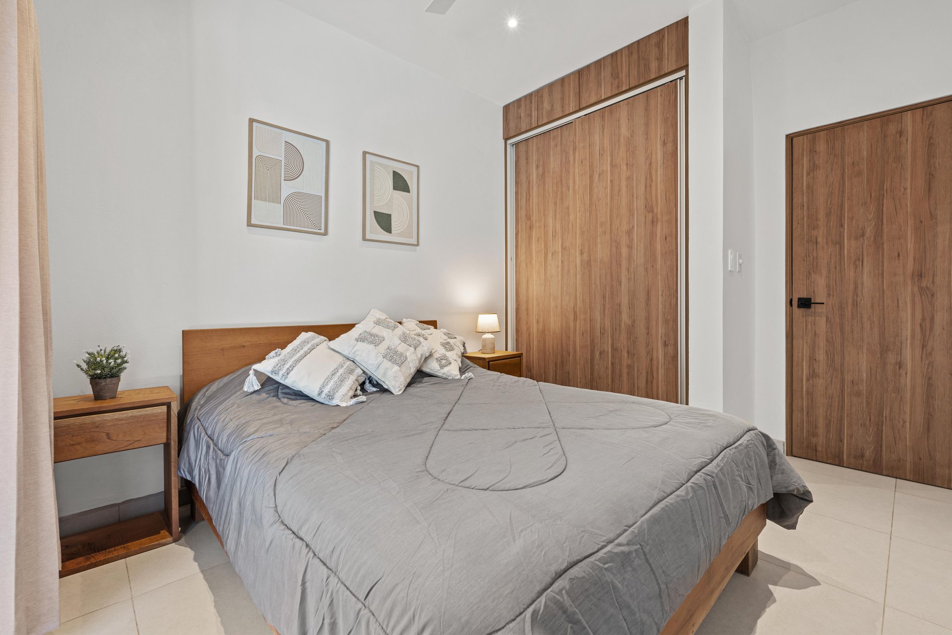 Casa Kuna | 3-Bed Modern Coastal Oasis in the Heart of Playas del Coco