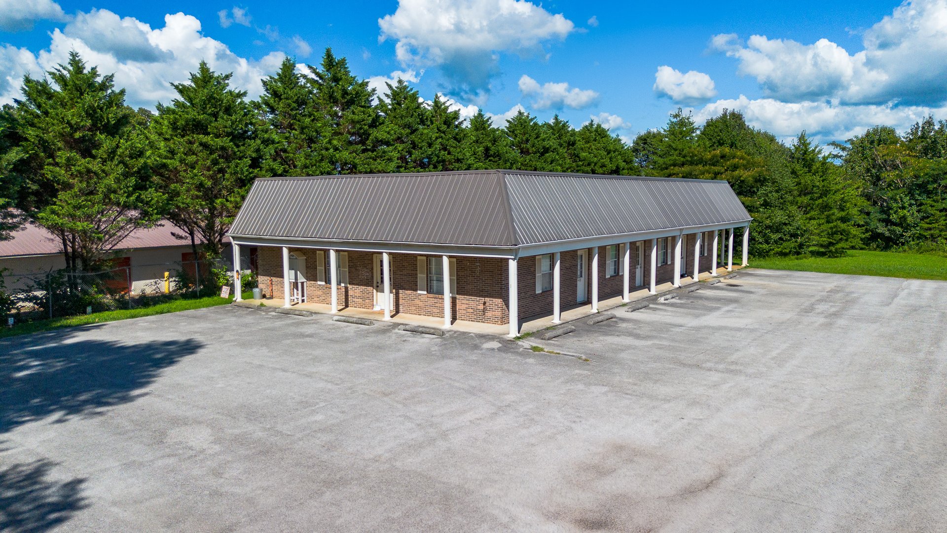 1267 Carding Machine Rd. Loudon, TN 
