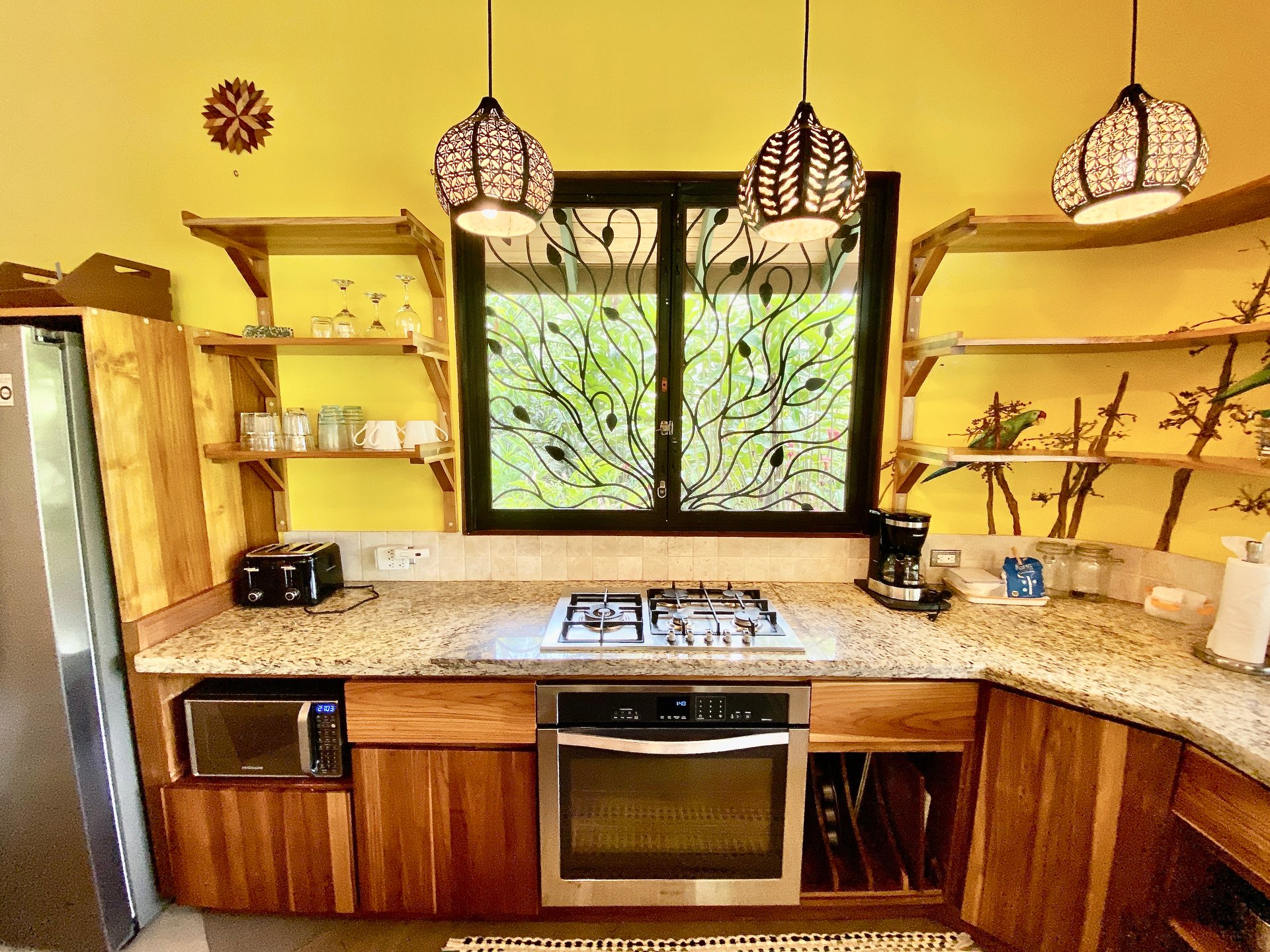 Charming 2-Bedroom Villa on 5 Acres with Creek Access and Income Potential