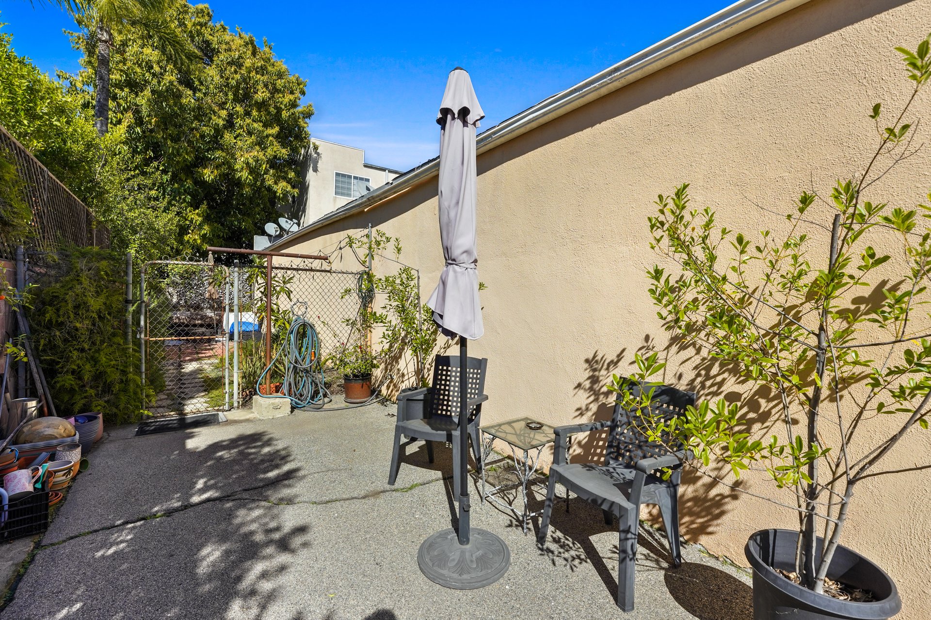 4909 Coldwater Canyon