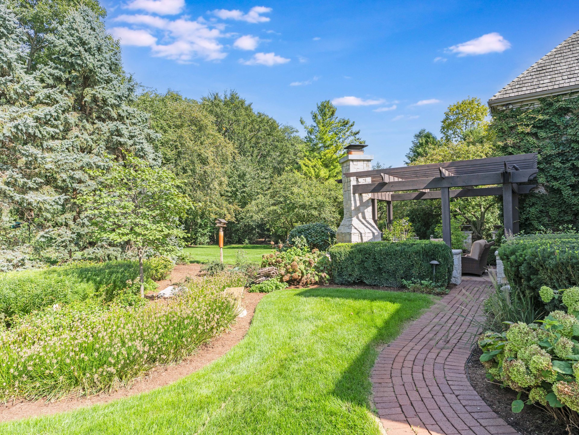 36W540 Hunters Gate Road St. Charles