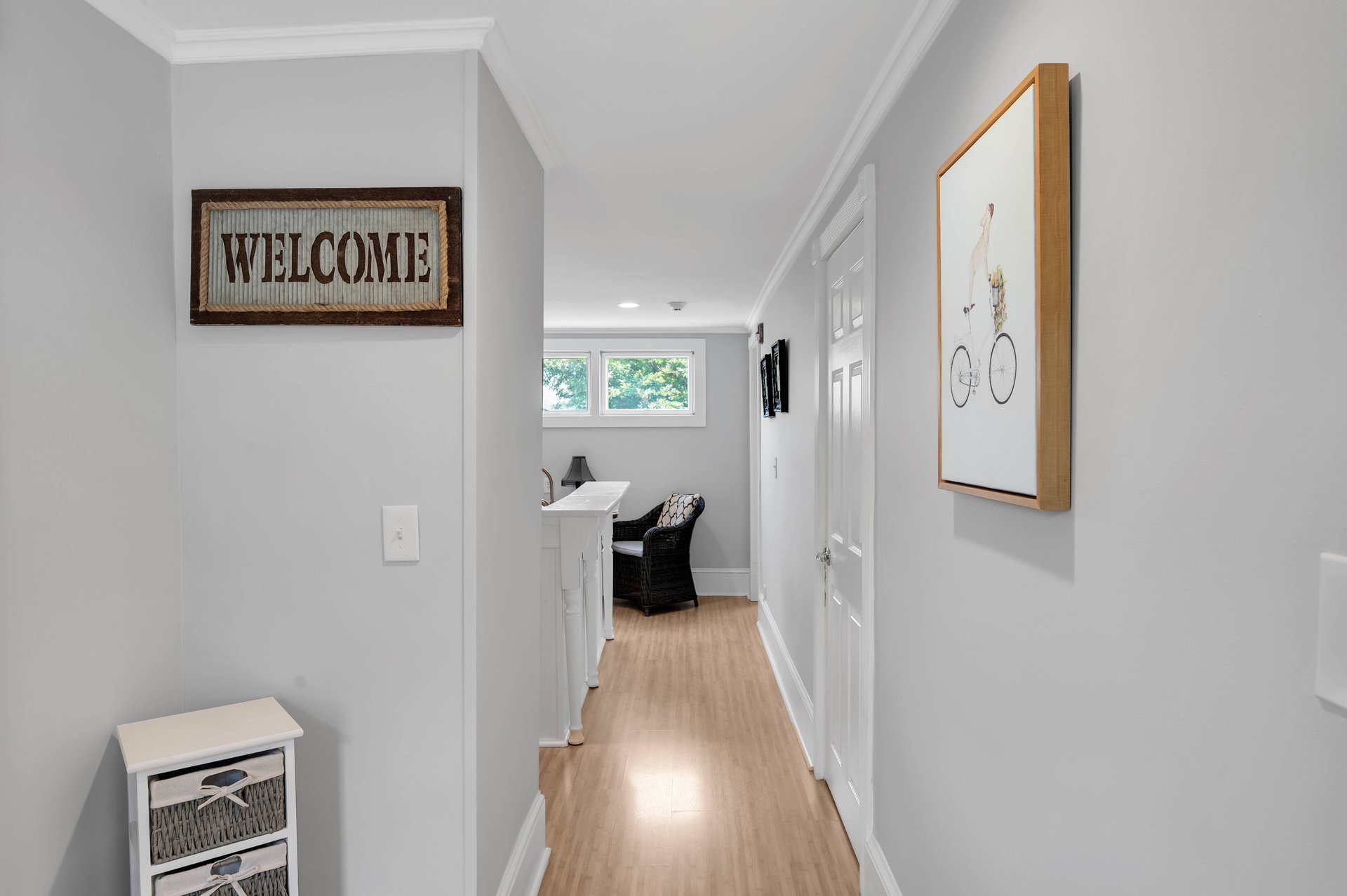 Beautiful Well Design on the First Floor With Outside Deck