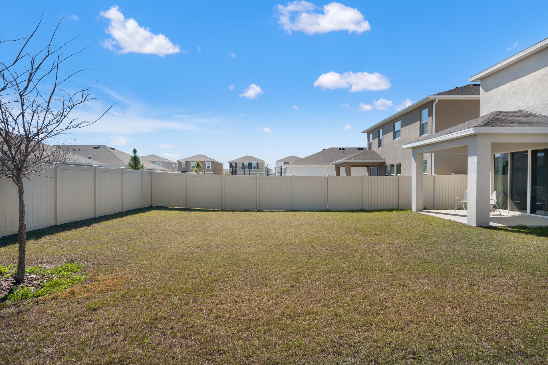 6199 WANDERING WILLOW DR