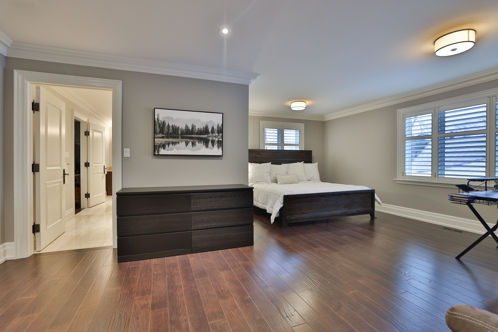 390 Seaton Drive, Oakville