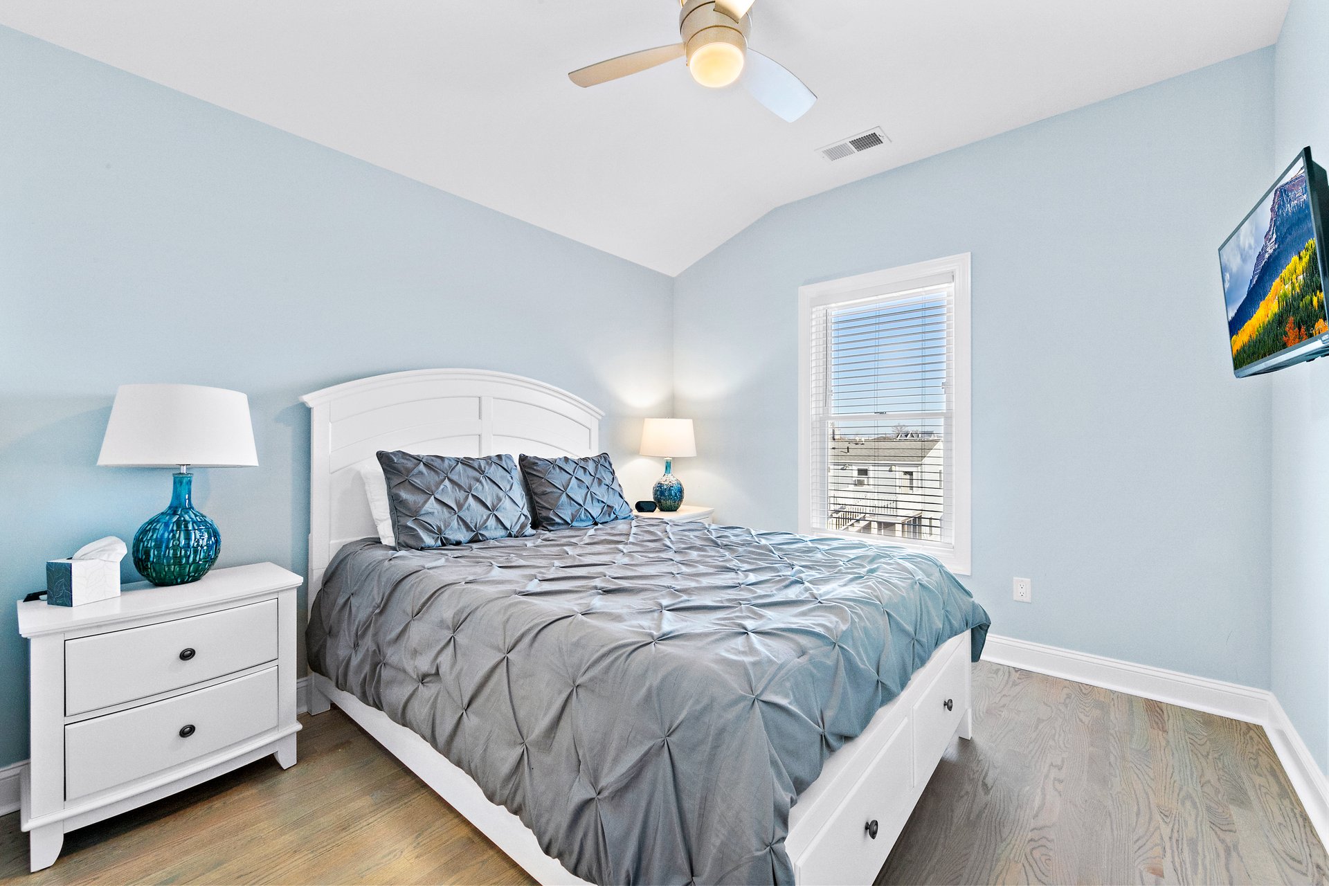 15 E 14th Street, Beach Haven
