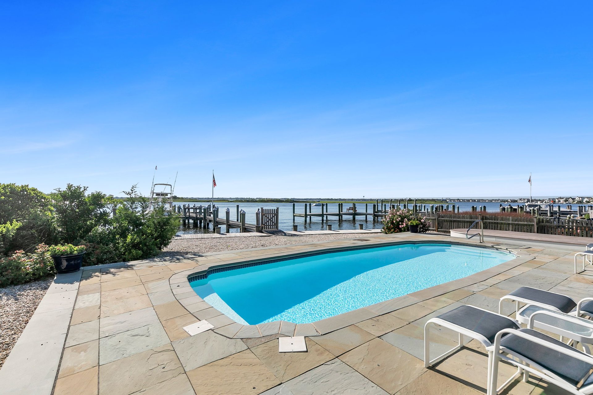 A Private Barnegat Bay Retreat