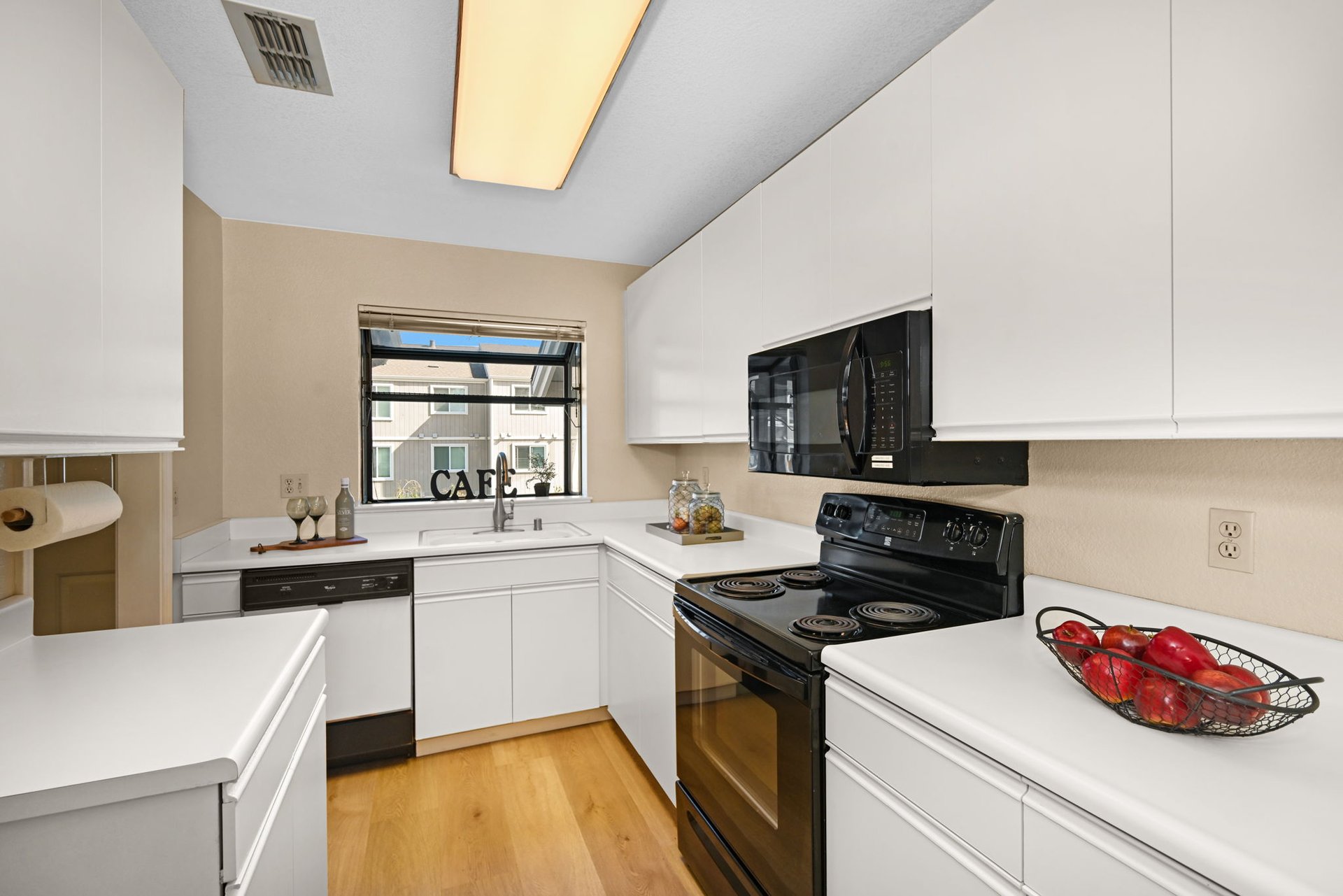 2677 Oak Rd. #202, Walnut Creek