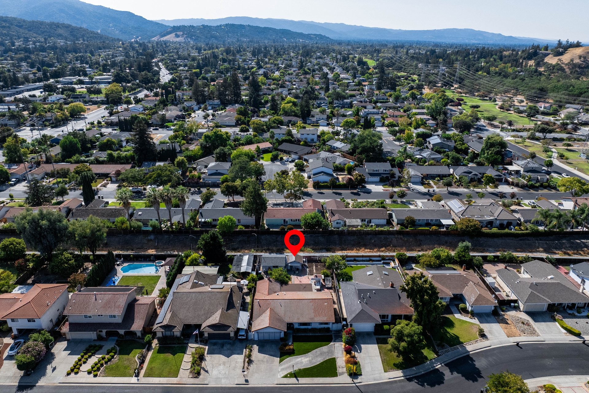 6137 Oak Forest Way