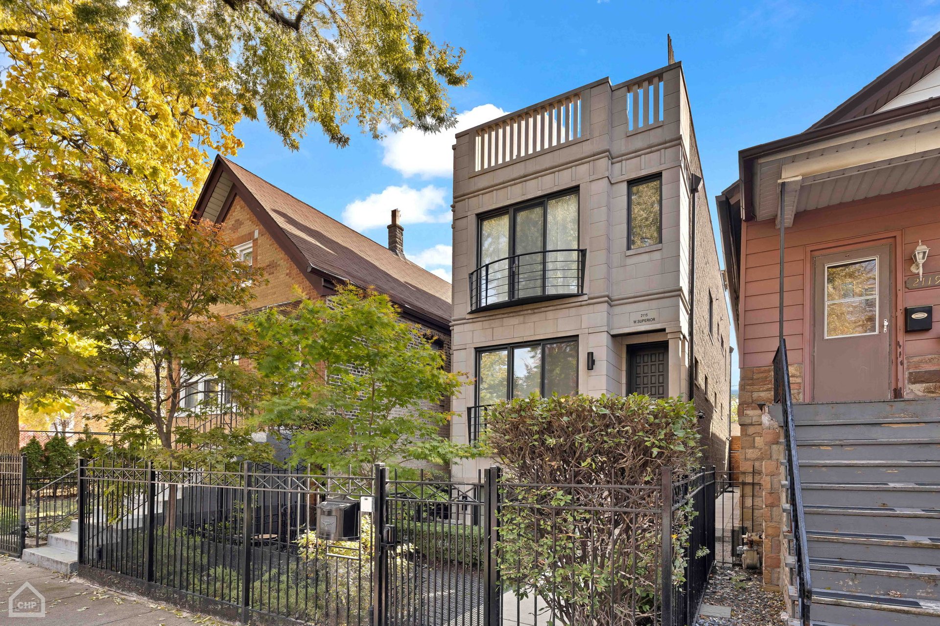 2115 W Superior Street 