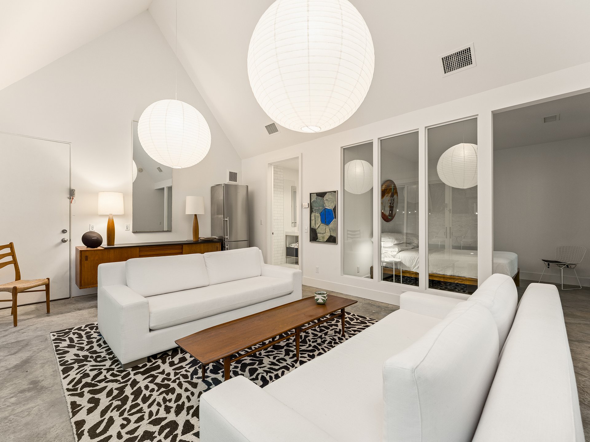 1803 Palma Plaza