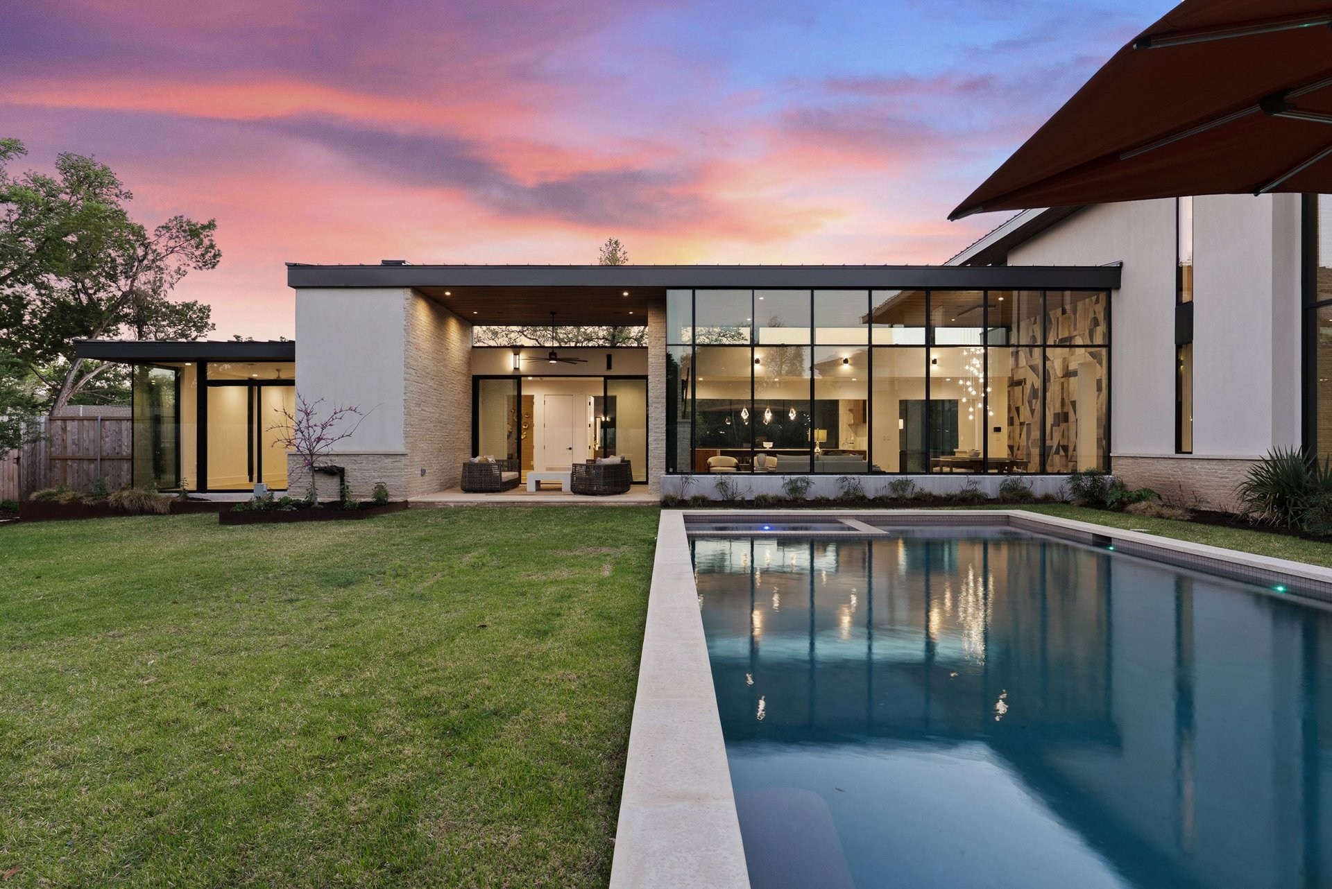 Architectural Elegance in Westlake