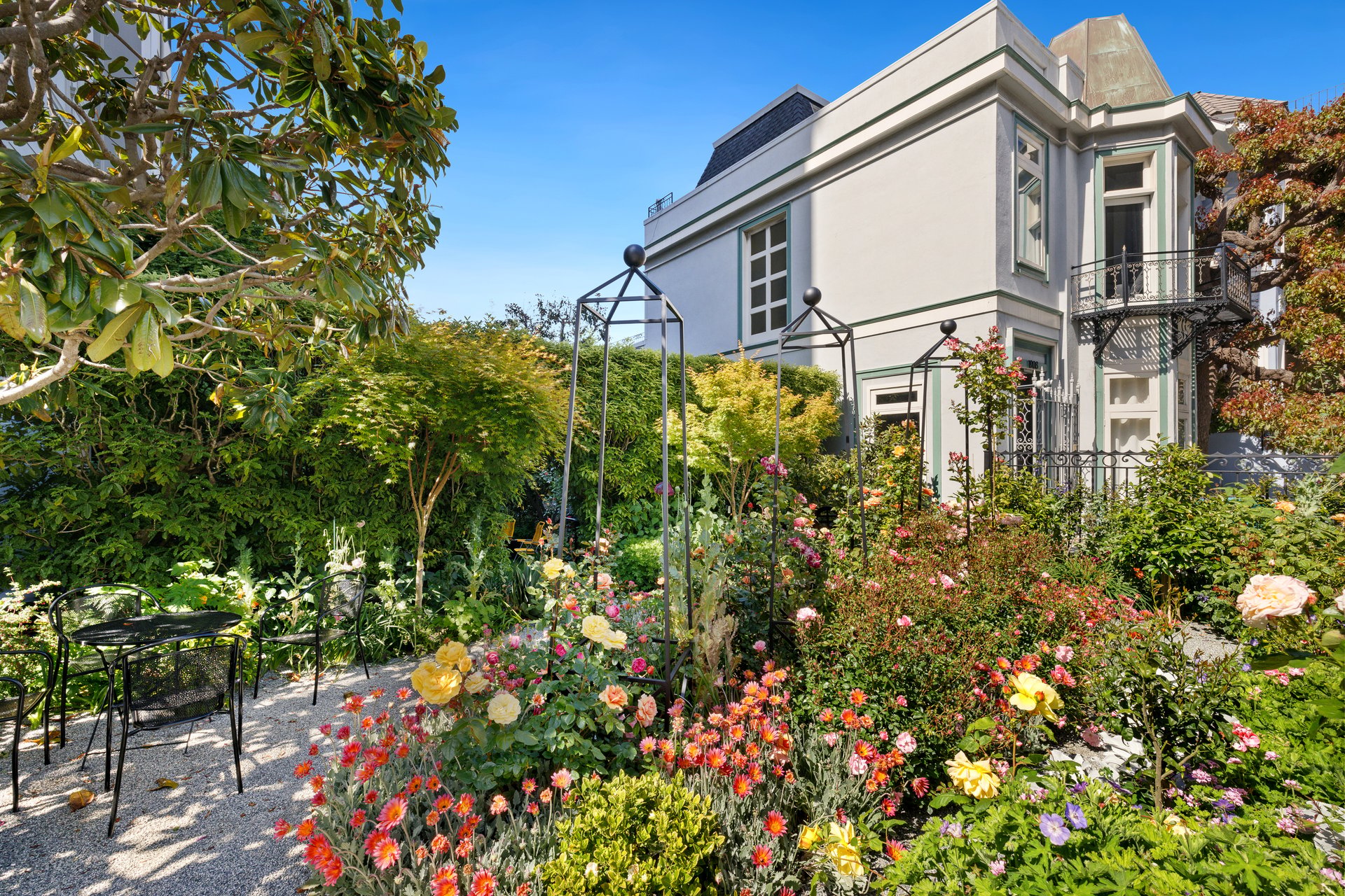Old-World Opulence at The Heights