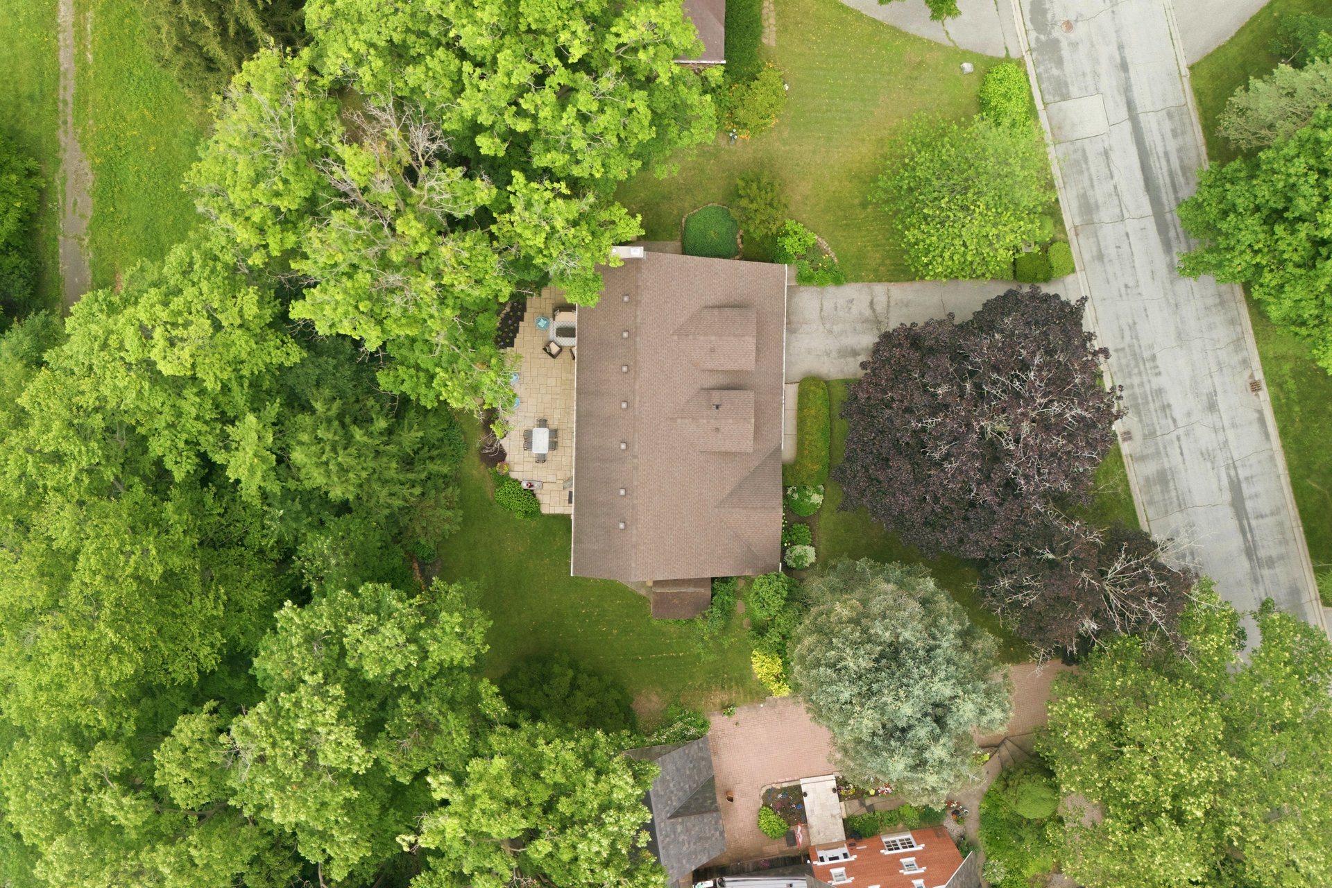Rare Court Location on Oakville Golf Course