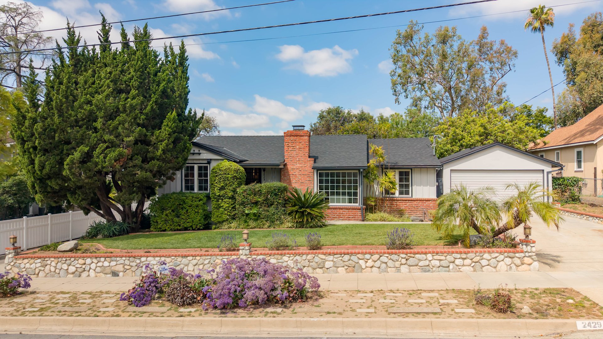 2429 Ganesha Avenue
