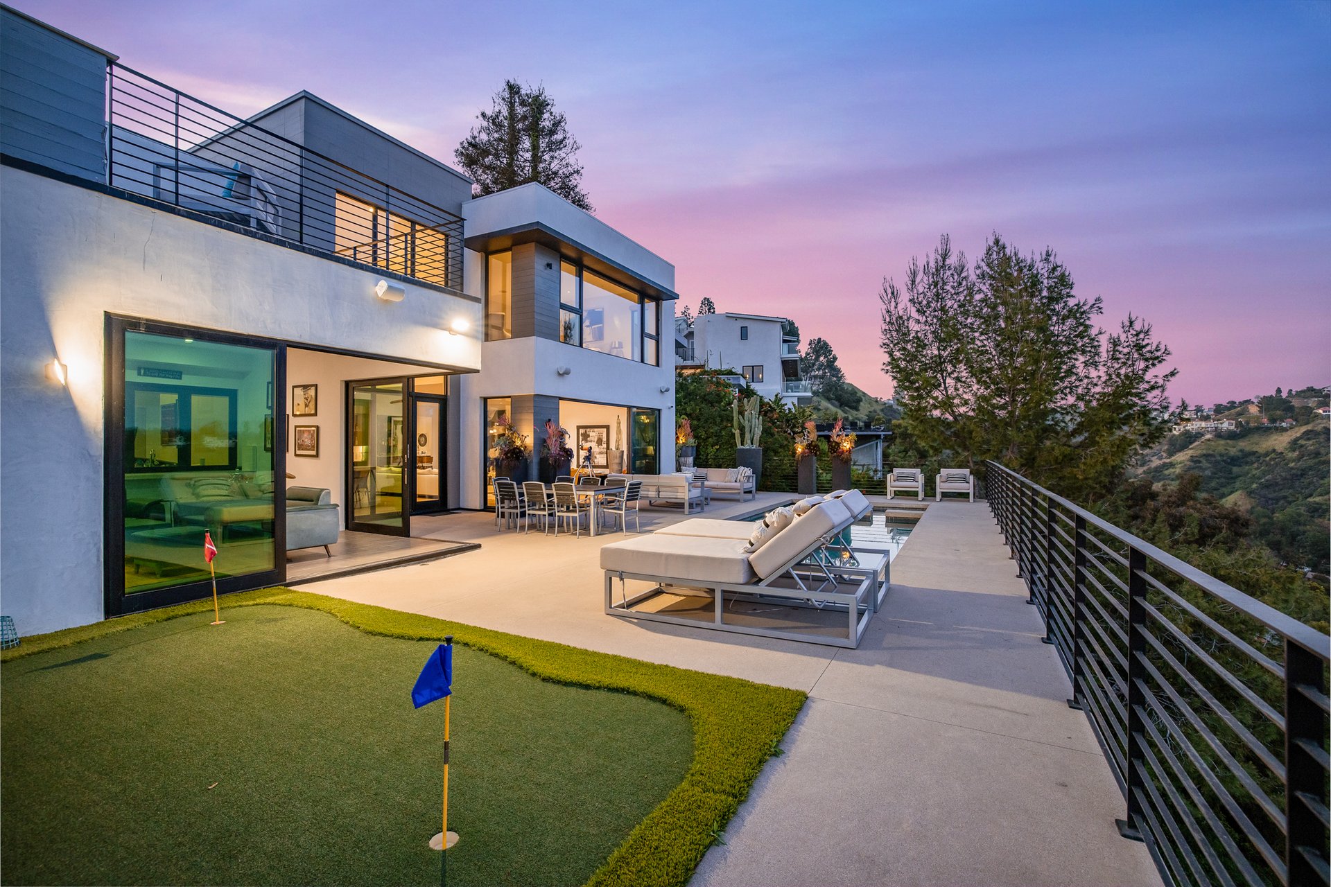 1172 Linda Flora Dr