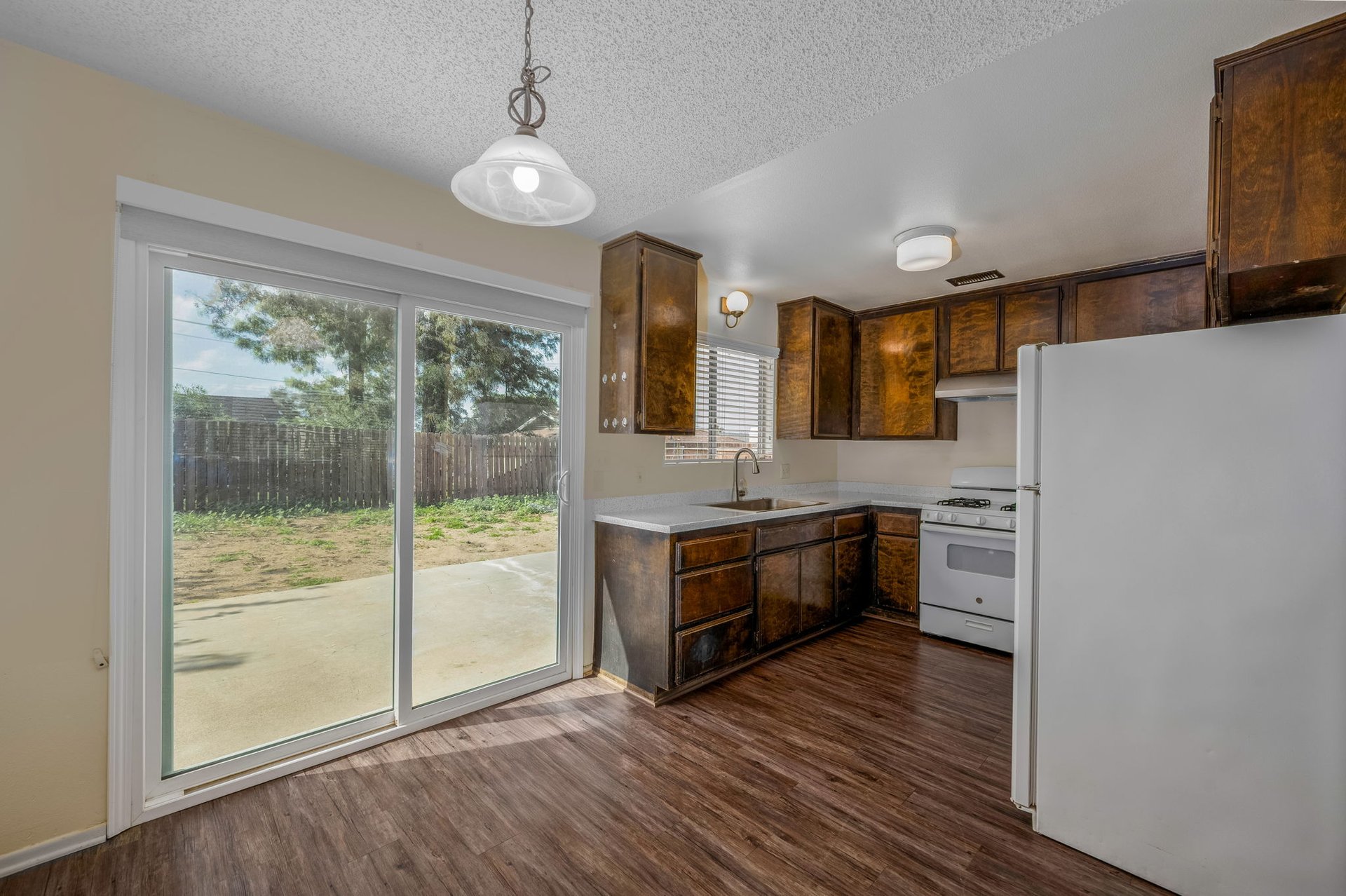 33115 Evergreen Dr