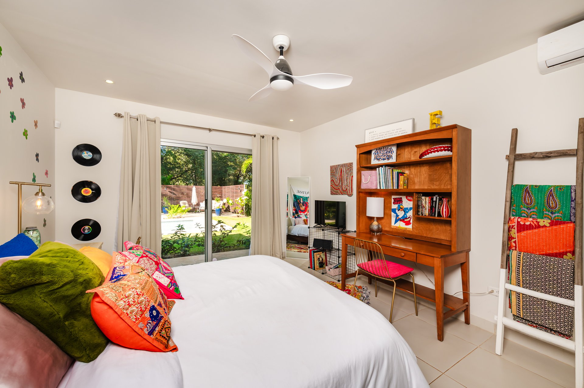 Casa Siempre Sabado | Walk to the beach luxury home in Playa Brasilito