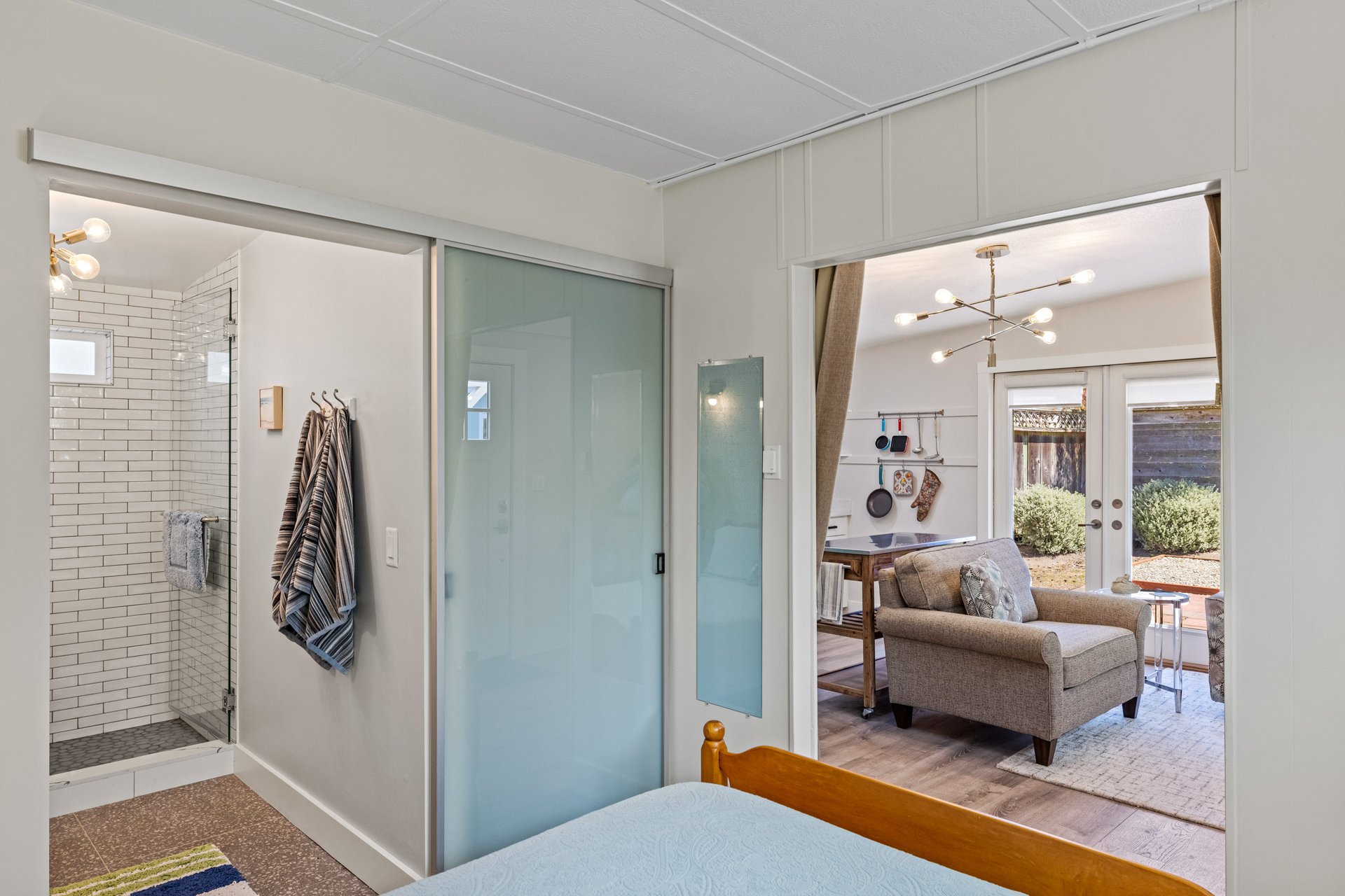 Charming Pacific Grove Cottage