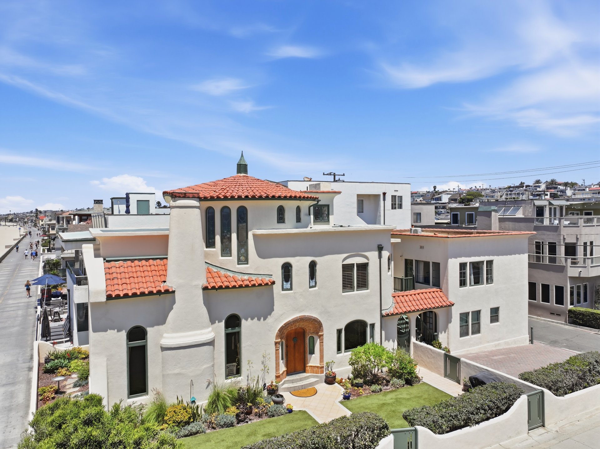 1602 The Strand (Entire Property)