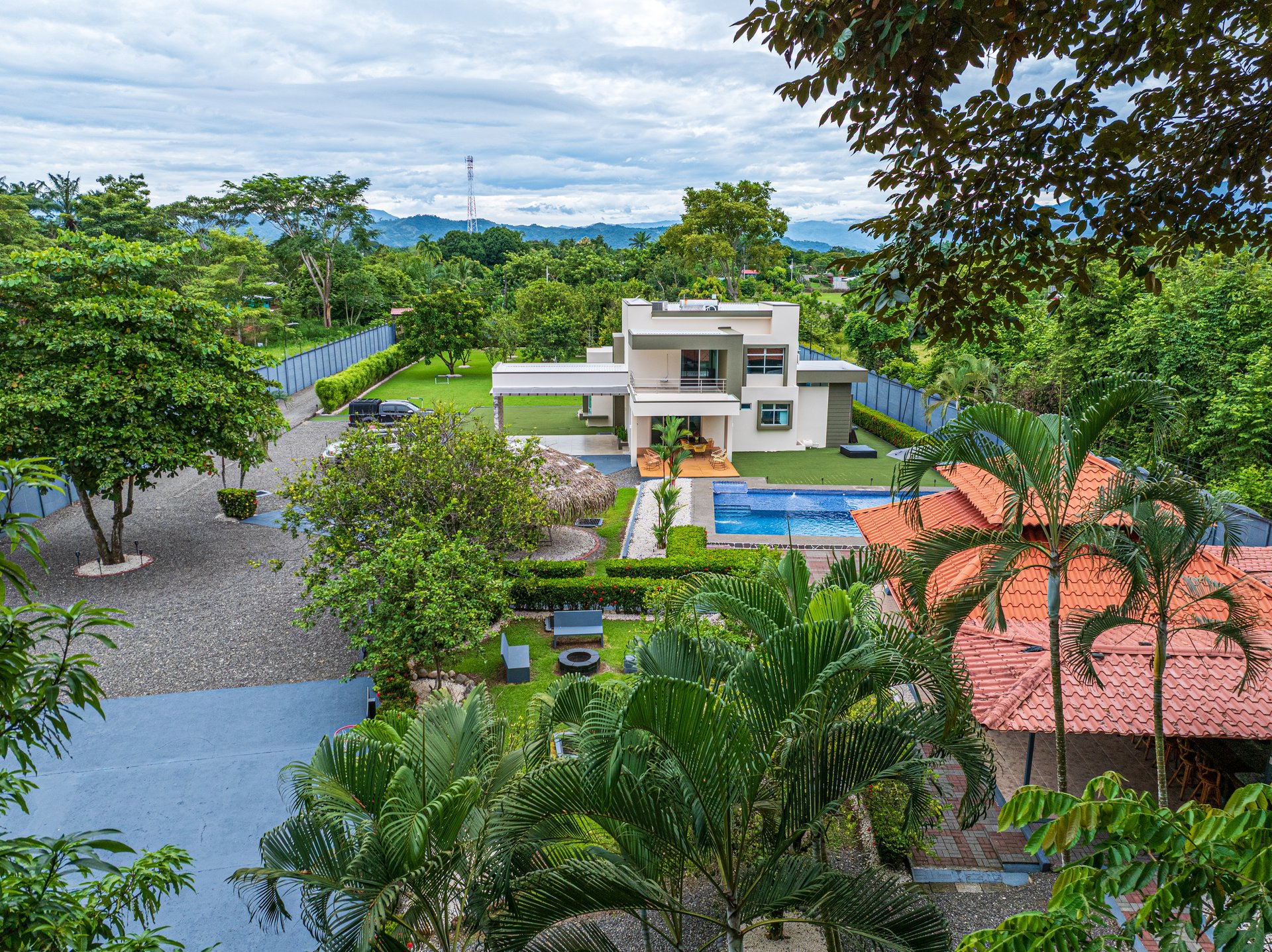 Beautiful house near to the beach | Tranquility and style