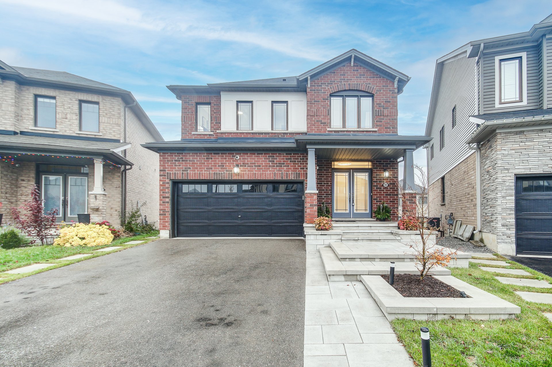 90 Pagebrook Cres