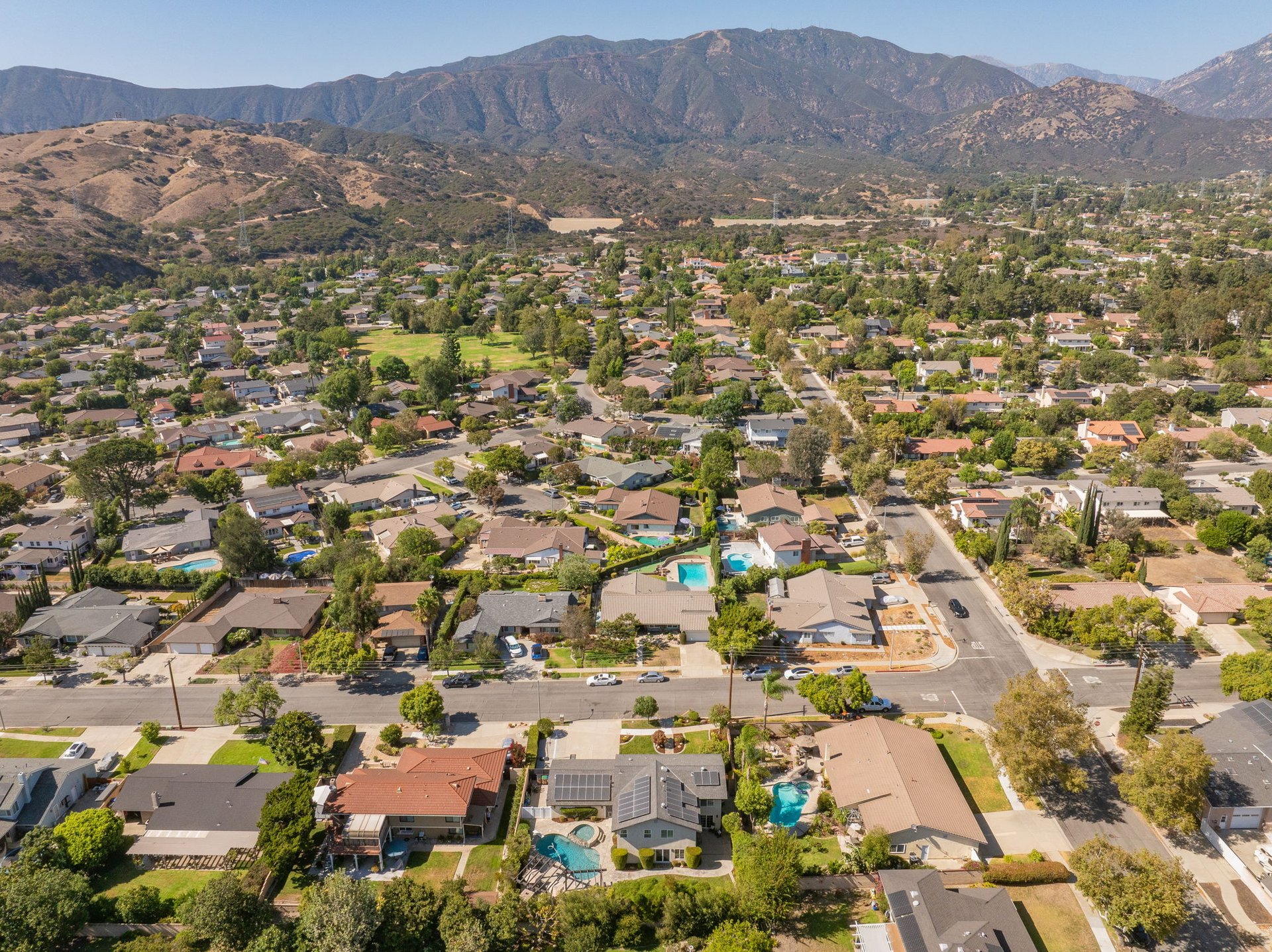 280 E Miramar