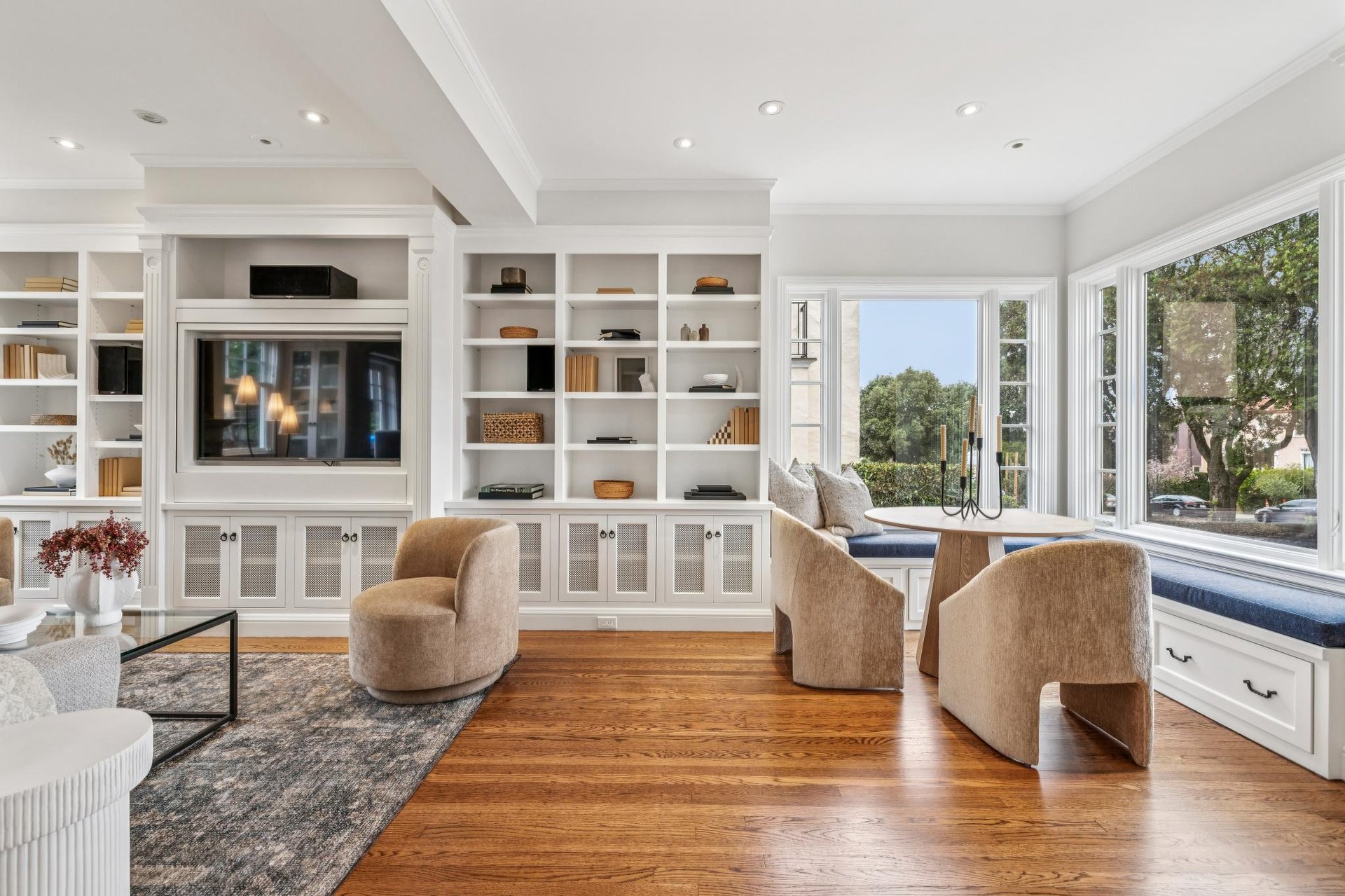 1435 Portola Drive