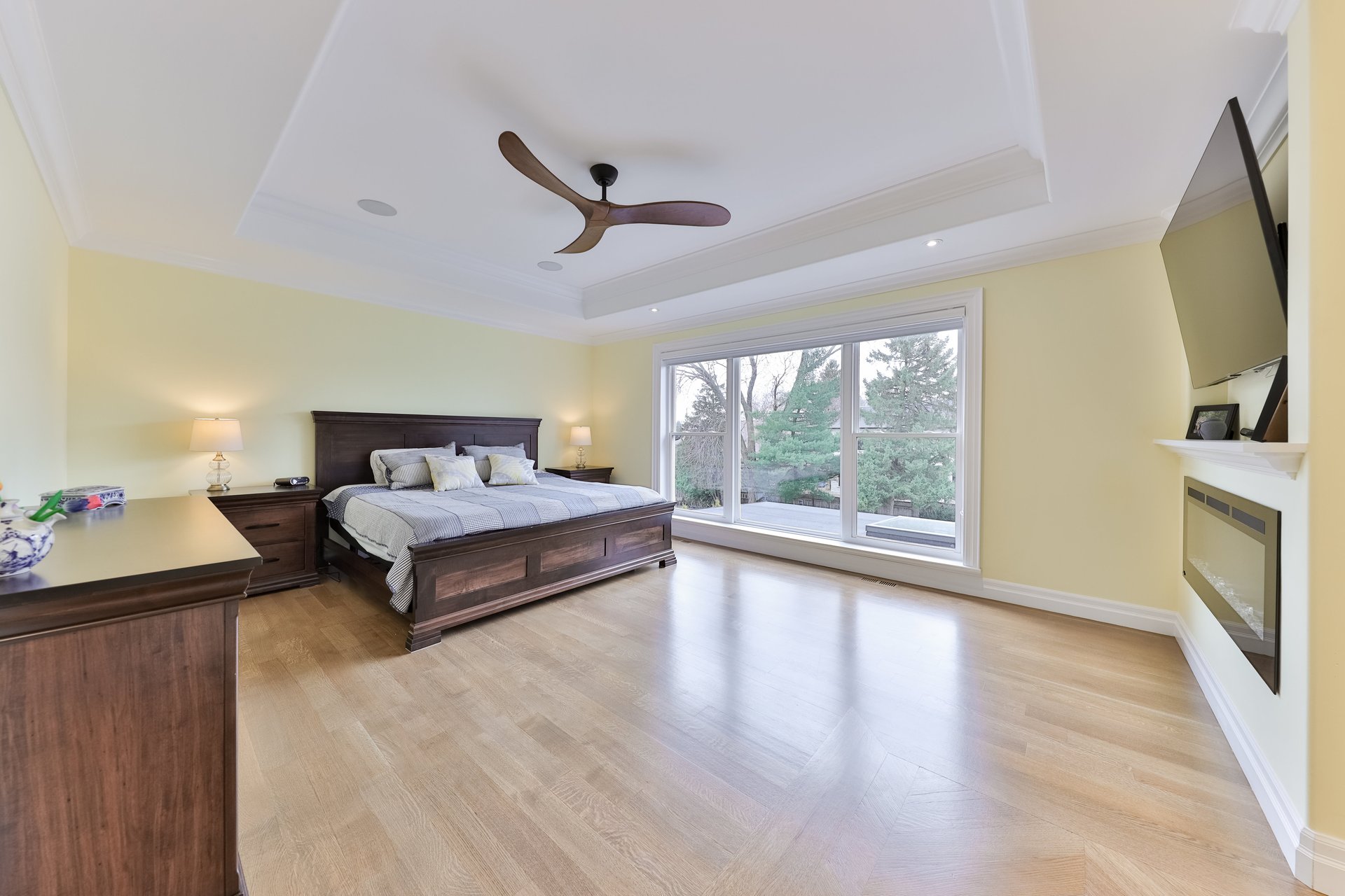 240 Pine Cove Road, Burlington 