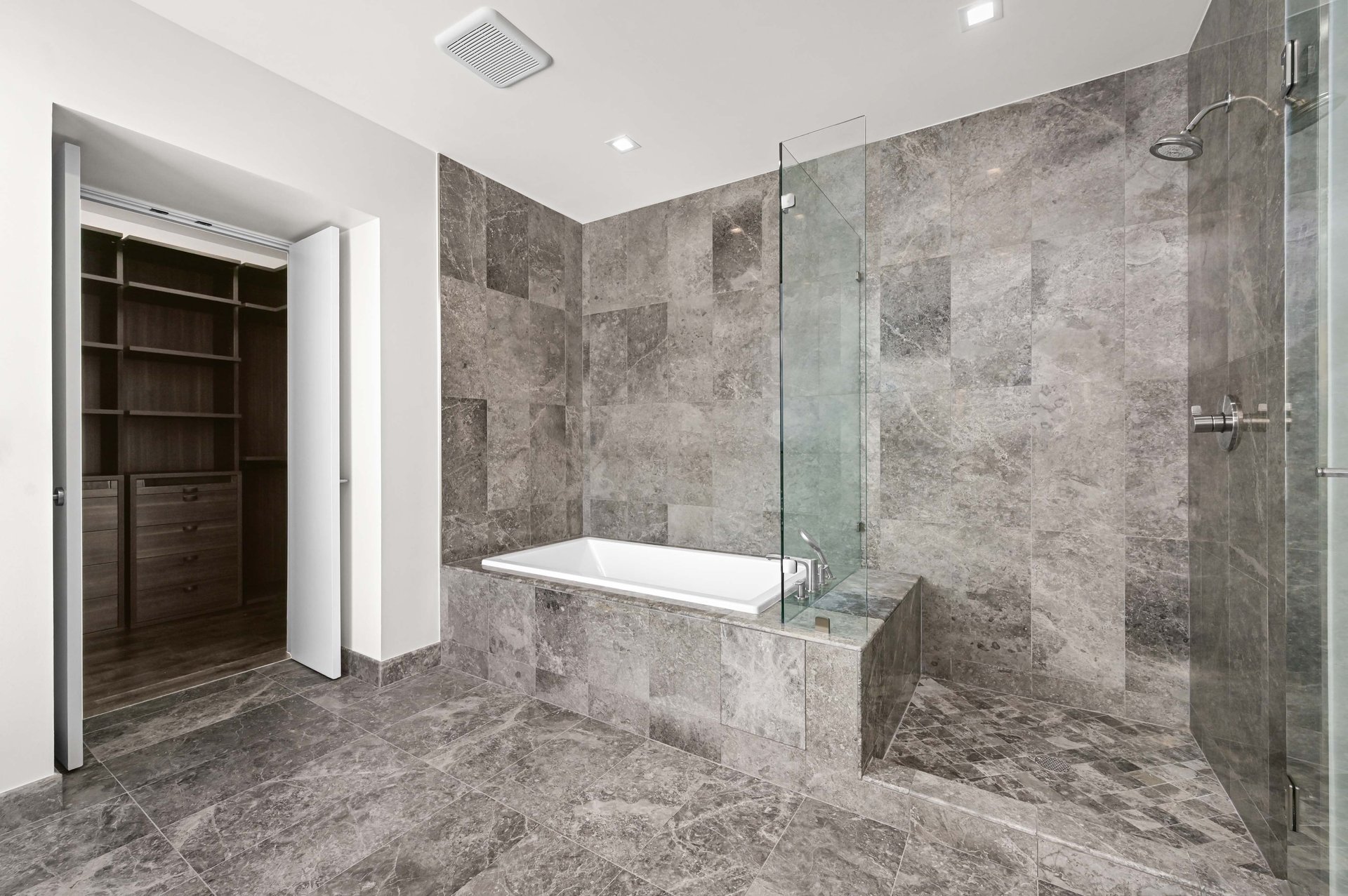 501 West Ave #3201 