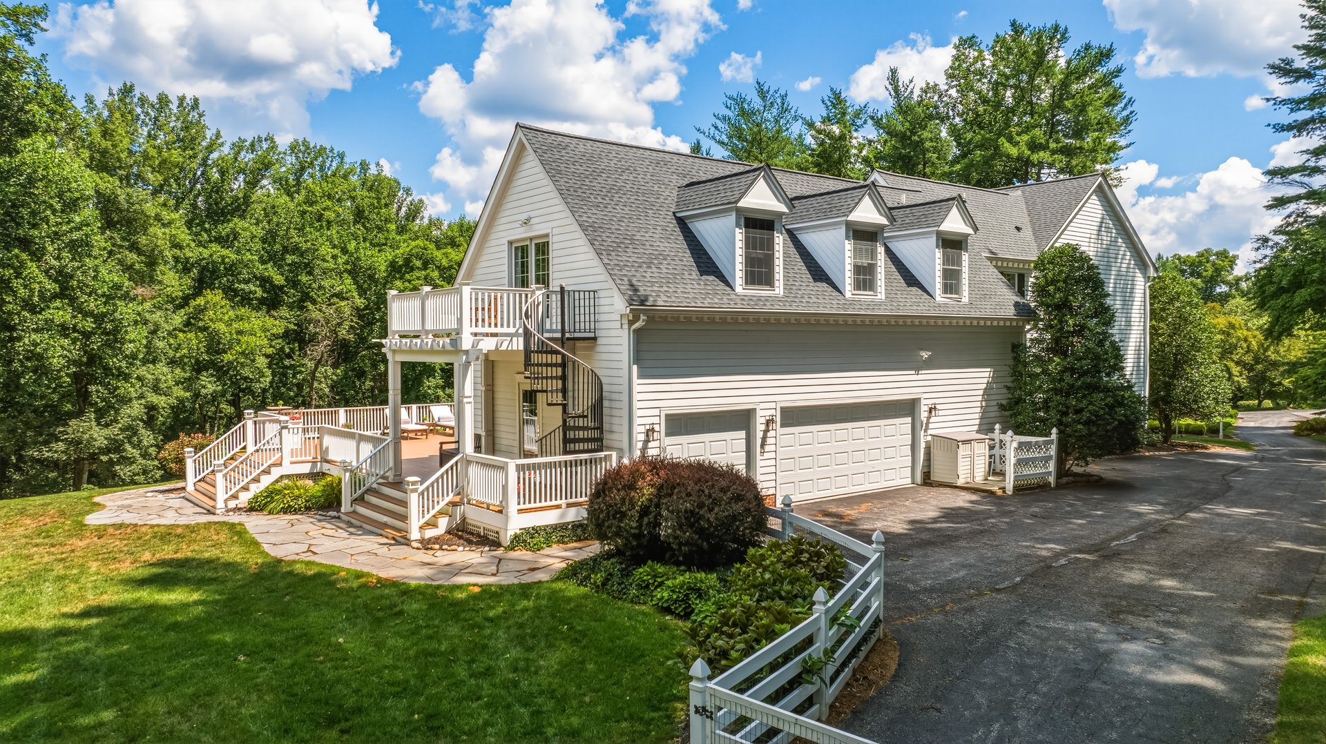 Waterford Colonial