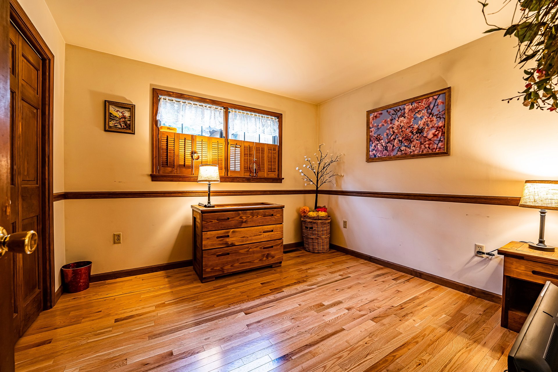 2716 Mountain Road